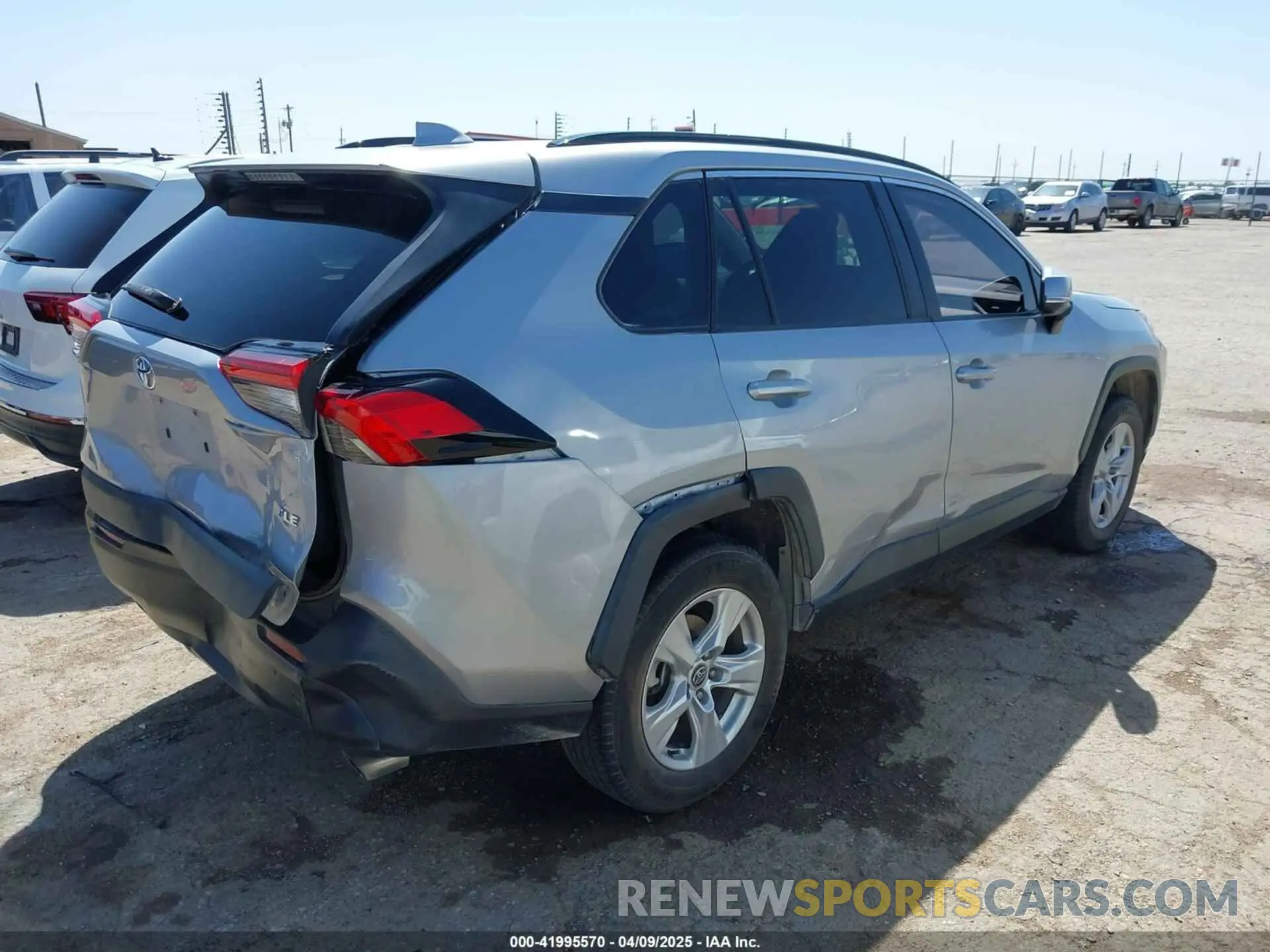 4 Photograph of a damaged car 2T3W1RFV7LW085269 TOYOTA RAV4 2020