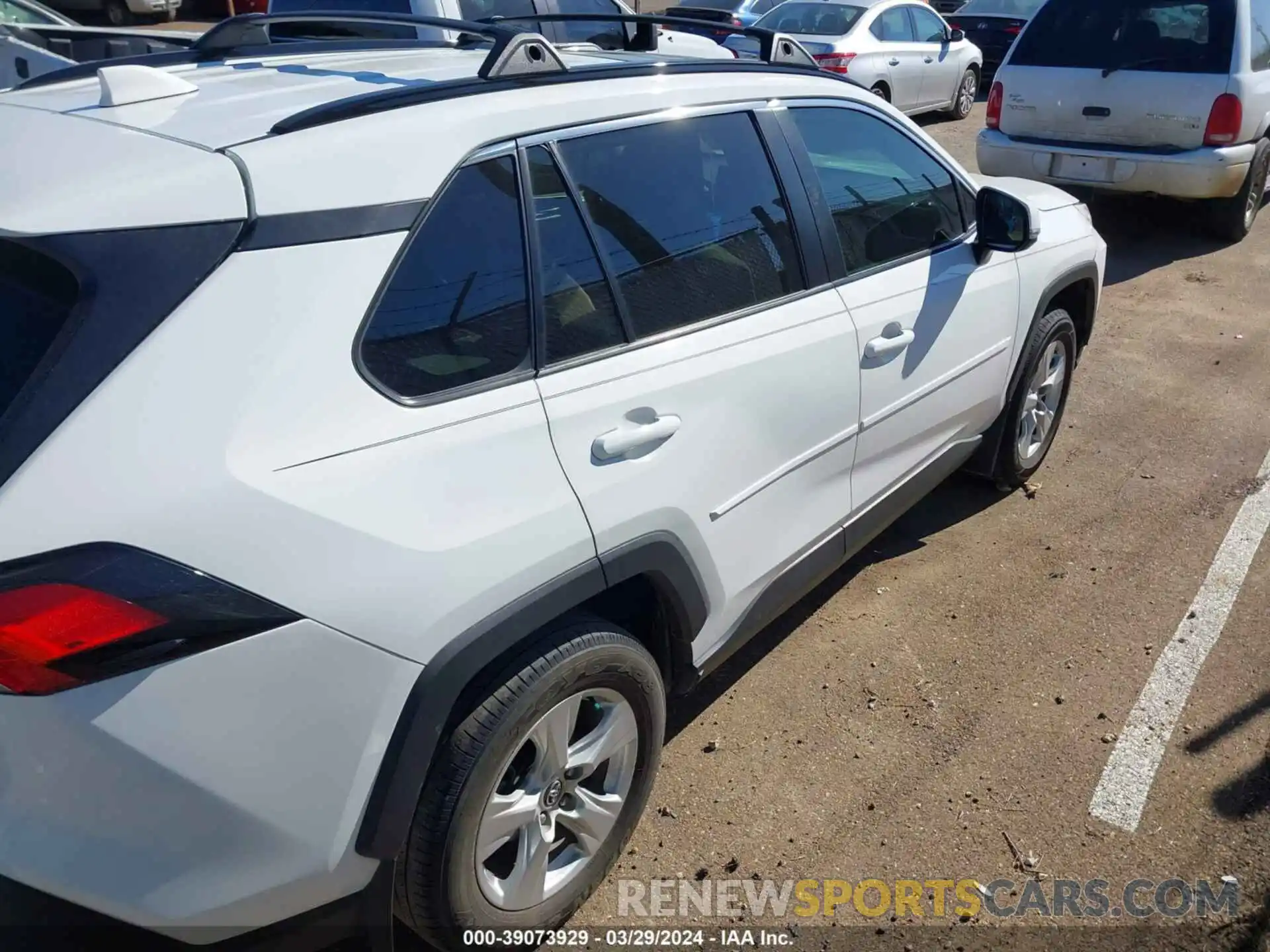 4 Photograph of a damaged car 2T3W1RFV7LW086440 TOYOTA RAV4 2020