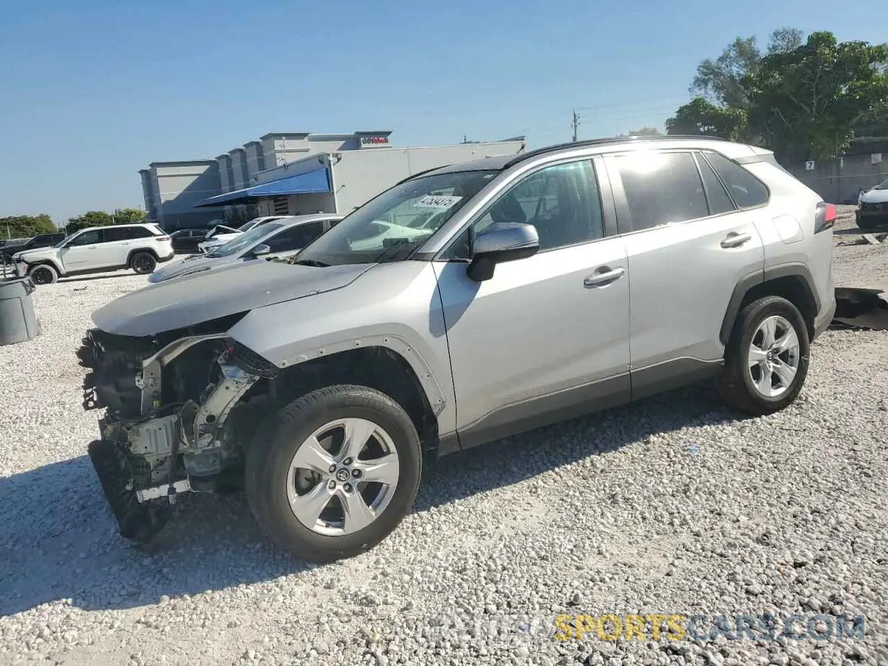 1 Photograph of a damaged car 2T3W1RFV8LC034719 TOYOTA RAV4 2020