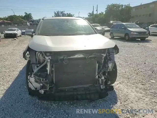 14 Photograph of a damaged car 2T3W1RFV8LC034719 TOYOTA RAV4 2020