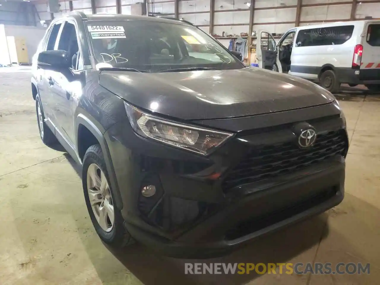 1 Photograph of a damaged car 2T3W1RFV8LC044232 TOYOTA RAV4 2020