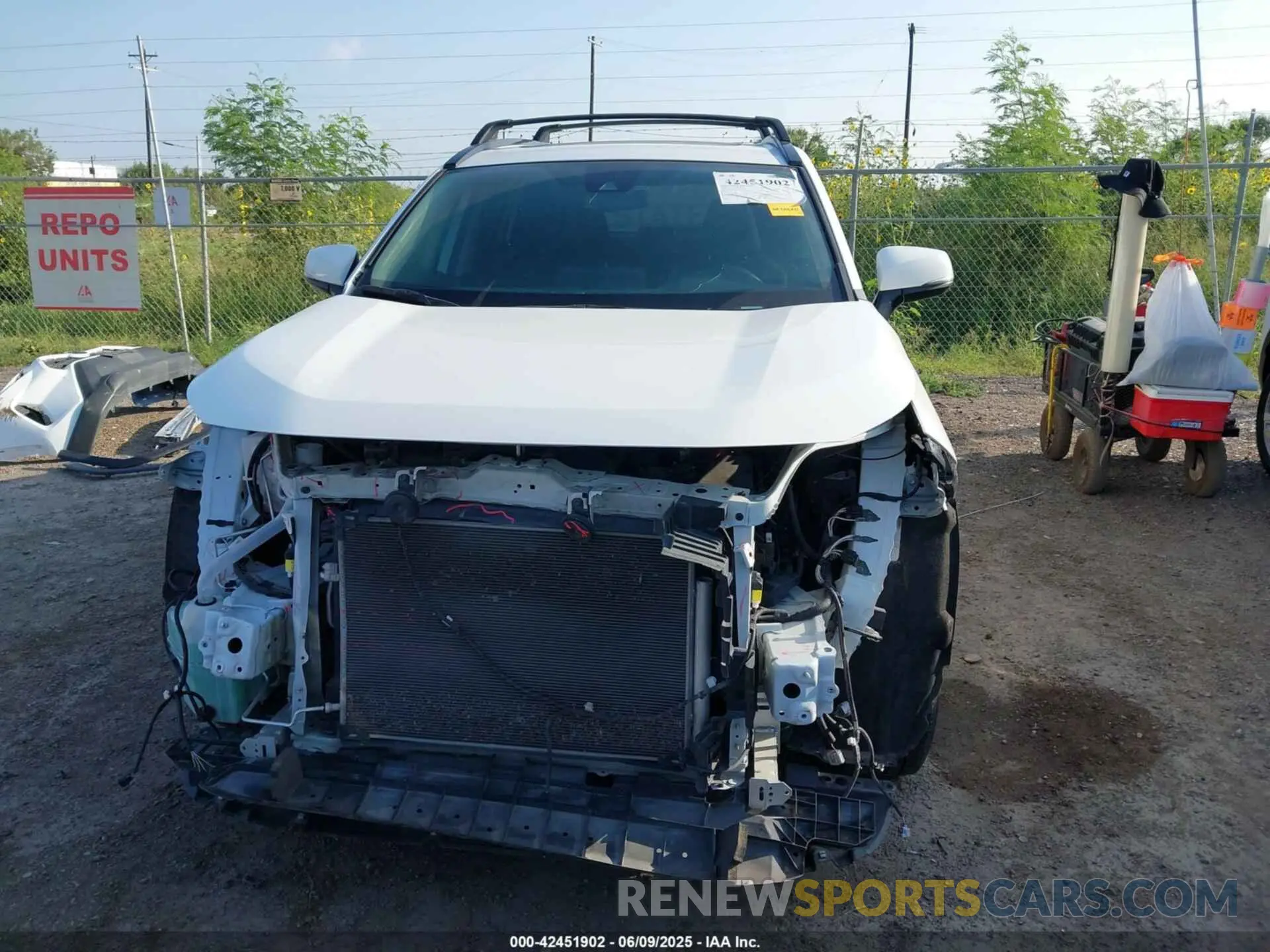 13 Photograph of a damaged car 2T3W1RFV8LC045154 TOYOTA RAV4 2020