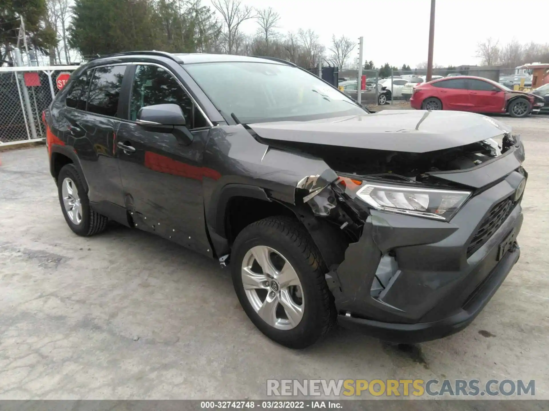 1 Photograph of a damaged car 2T3W1RFV8LC046577 TOYOTA RAV4 2020