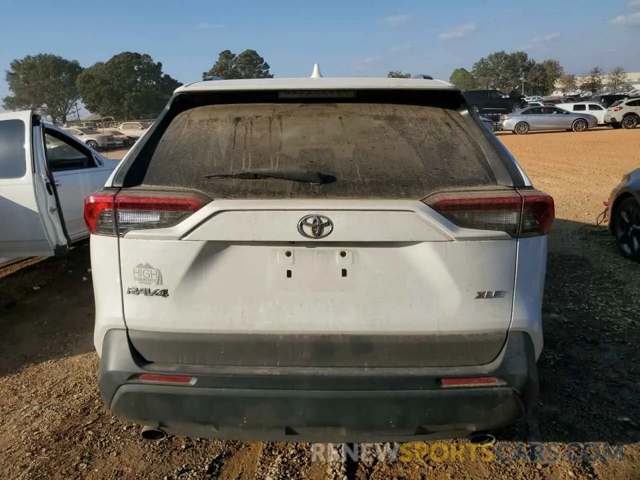 6 Photograph of a damaged car 2T3W1RFV8LC053156 TOYOTA RAV4 2020