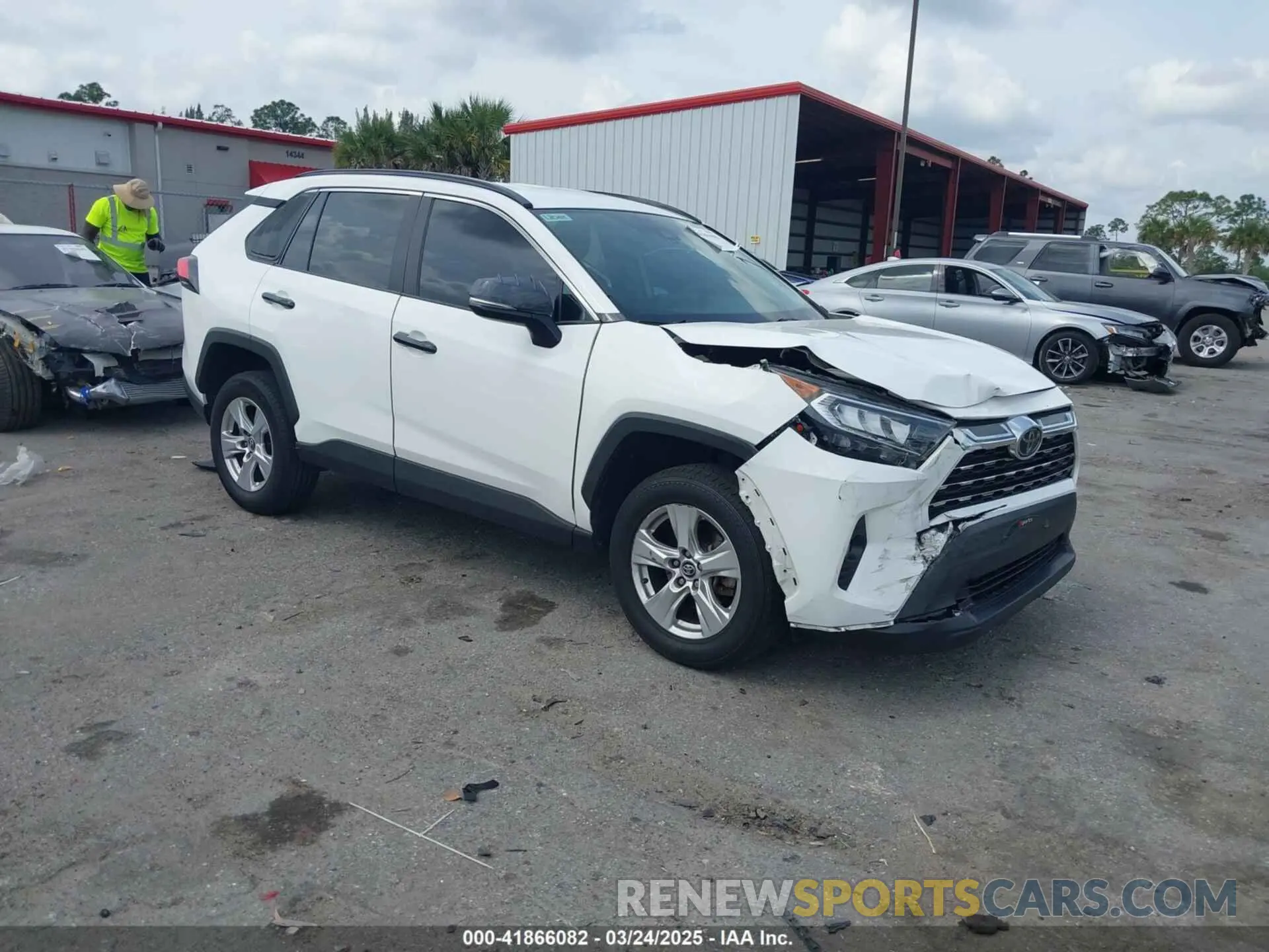 1 Photograph of a damaged car 2T3W1RFV8LC053206 TOYOTA RAV4 2020