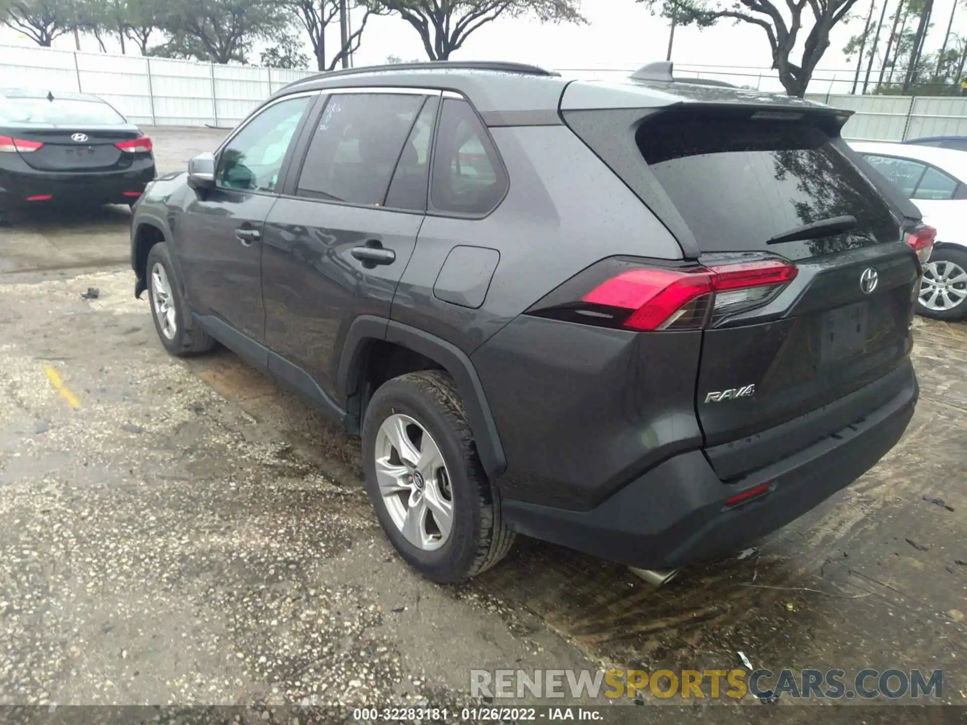 3 Photograph of a damaged car 2T3W1RFV8LC054565 TOYOTA RAV4 2020