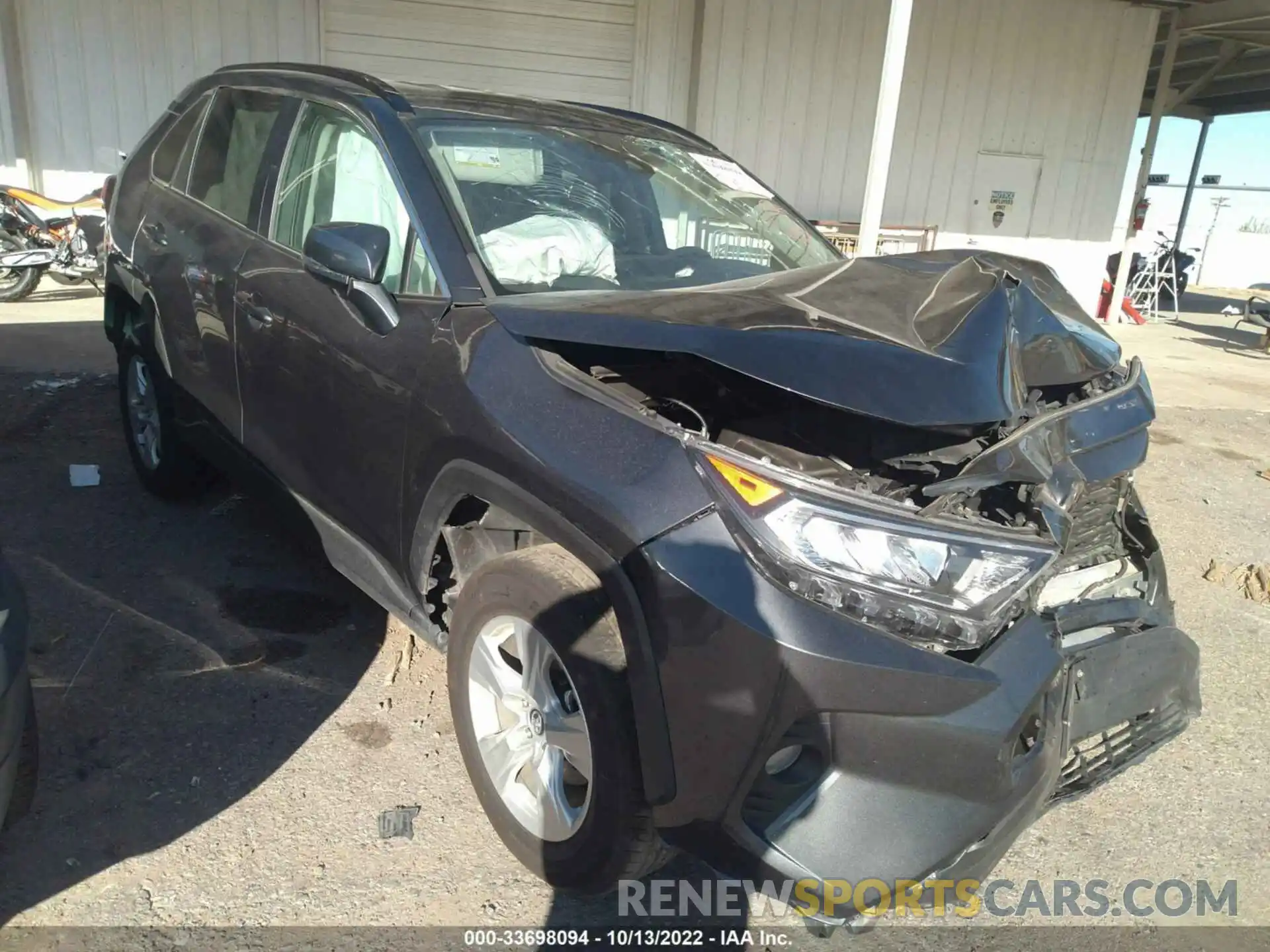 1 Photograph of a damaged car 2T3W1RFV8LC057241 TOYOTA RAV4 2020