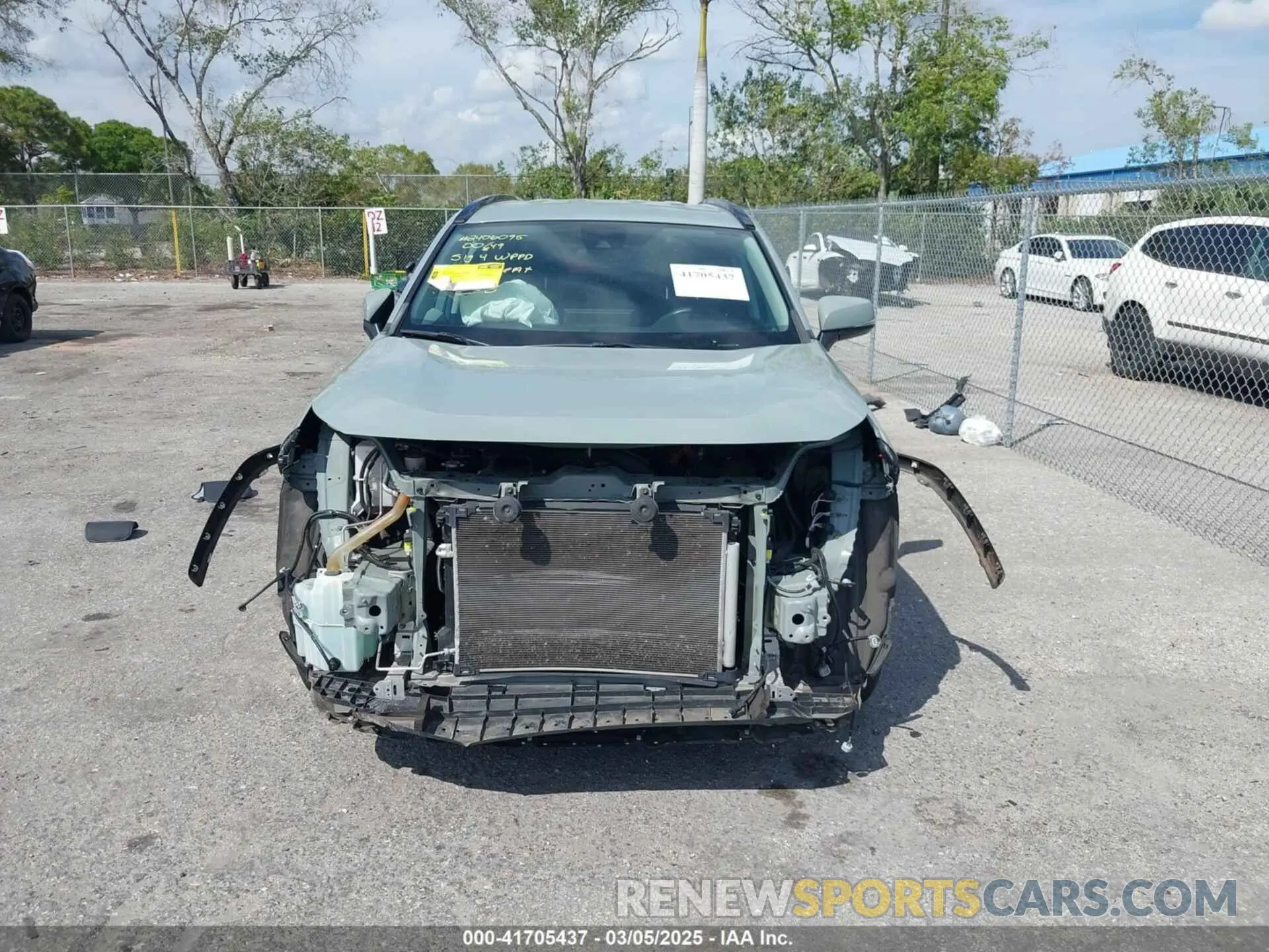 12 Photograph of a damaged car 2T3W1RFV8LC058714 TOYOTA RAV4 2020