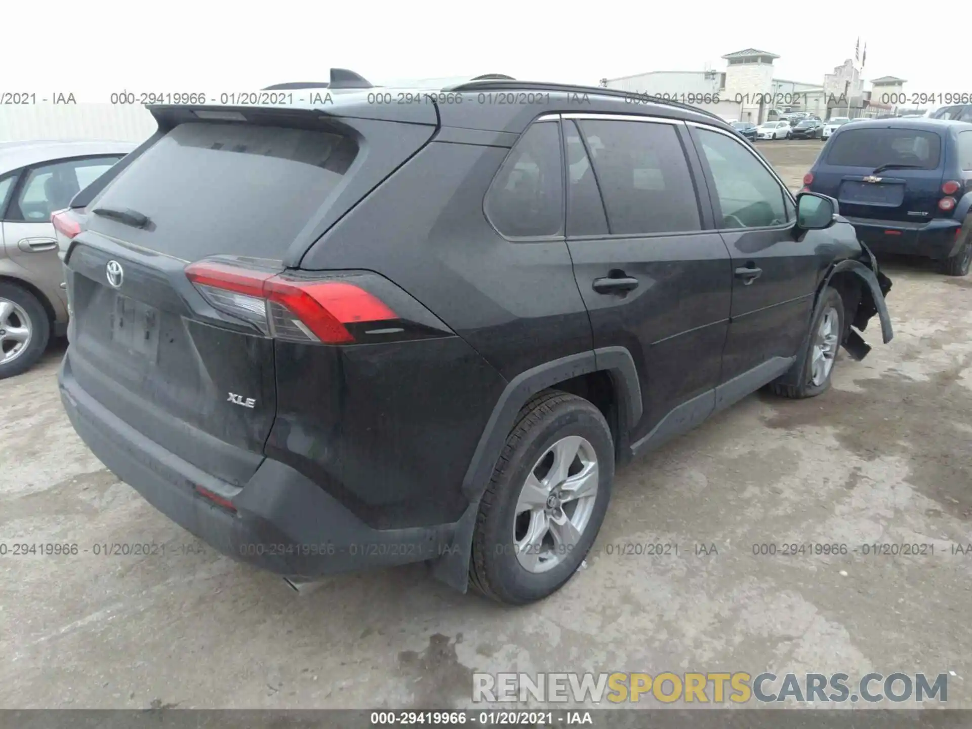 4 Photograph of a damaged car 2T3W1RFV8LC063119 TOYOTA RAV4 2020