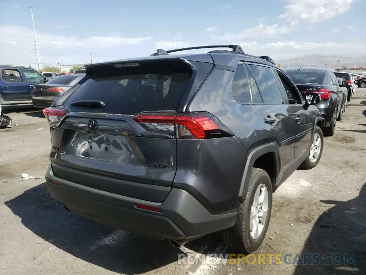 4 Photograph of a damaged car 2T3W1RFV8LC064951 TOYOTA RAV4 2020