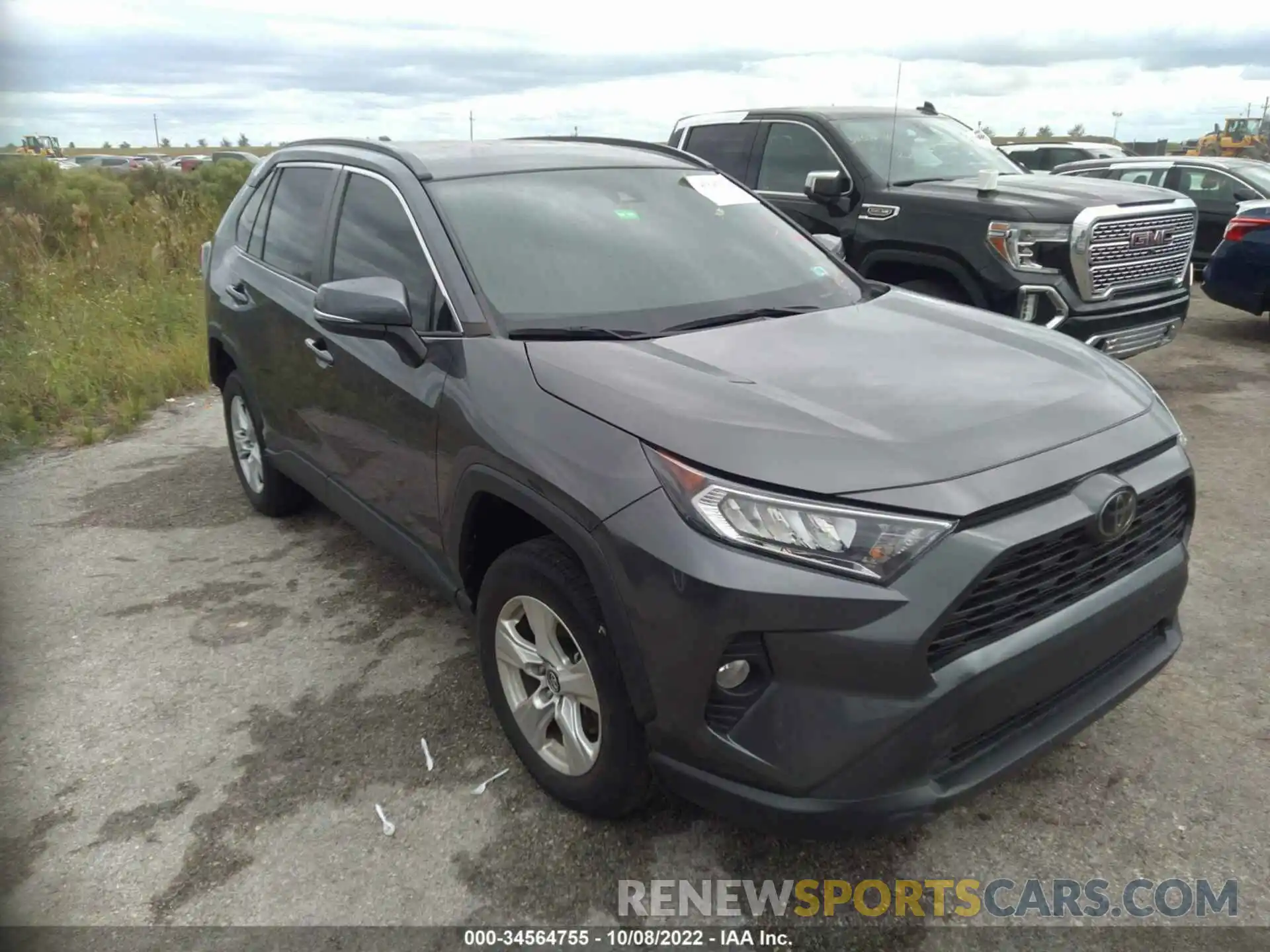 1 Photograph of a damaged car 2T3W1RFV8LC071592 TOYOTA RAV4 2020