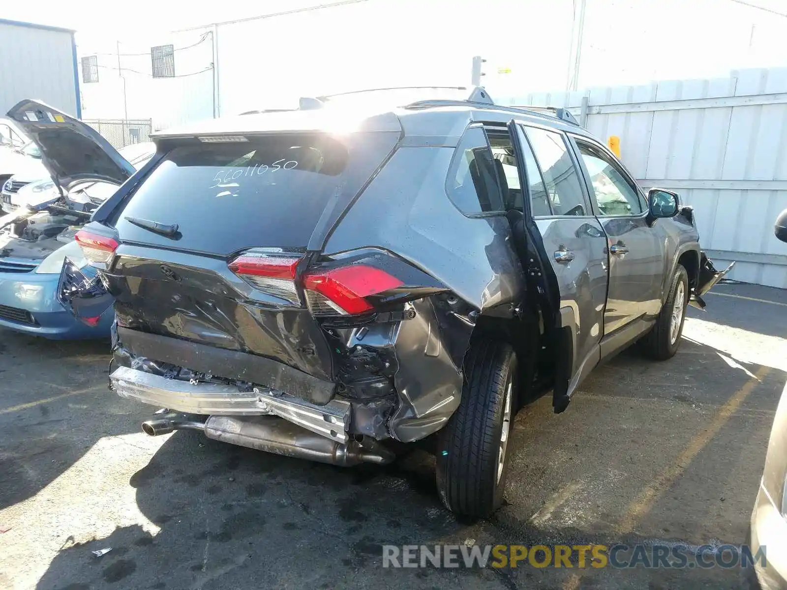 4 Photograph of a damaged car 2T3W1RFV8LC073603 TOYOTA RAV4 2020