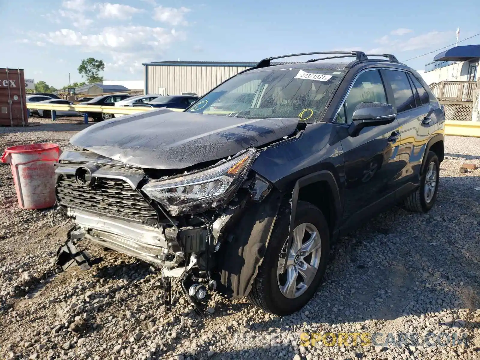 2 Photograph of a damaged car 2T3W1RFV8LW063877 TOYOTA RAV4 2020