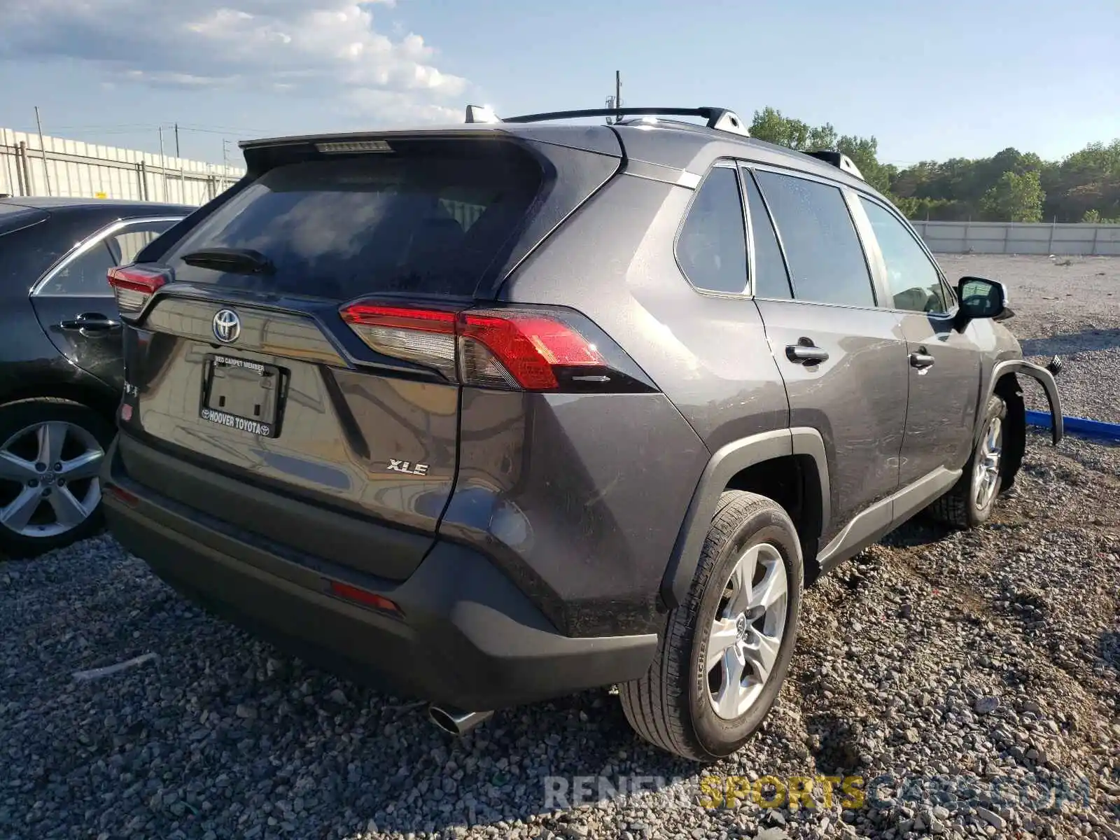 4 Photograph of a damaged car 2T3W1RFV8LW063877 TOYOTA RAV4 2020