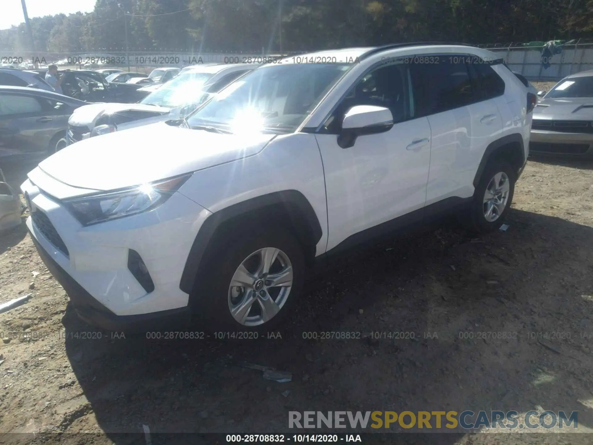 2 Photograph of a damaged car 2T3W1RFV8LW067668 TOYOTA RAV4 2020