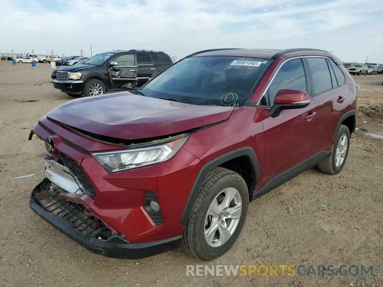 2 Photograph of a damaged car 2T3W1RFV8LW071221 TOYOTA RAV4 2020