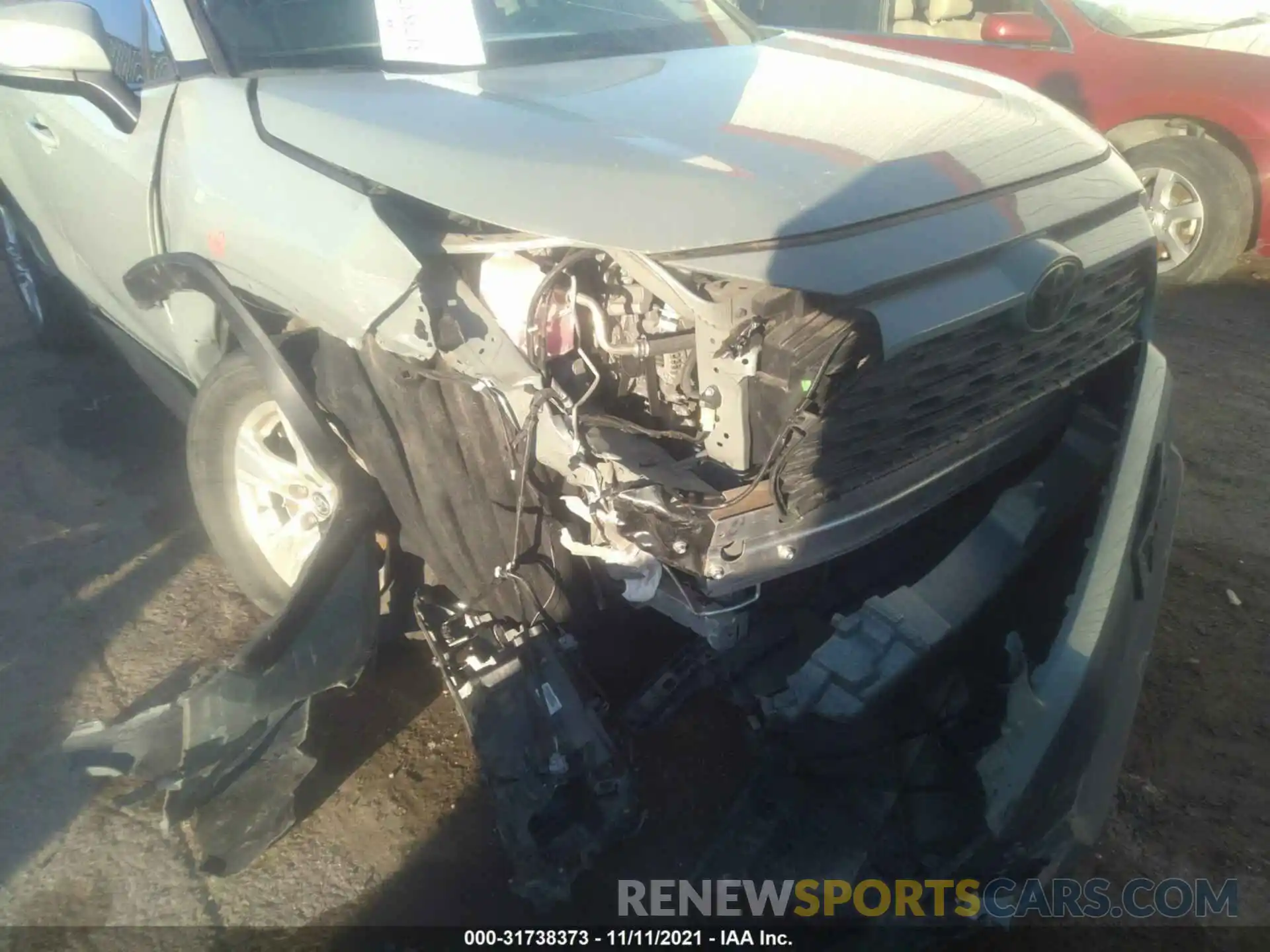 6 Photograph of a damaged car 2T3W1RFV8LW074801 TOYOTA RAV4 2020