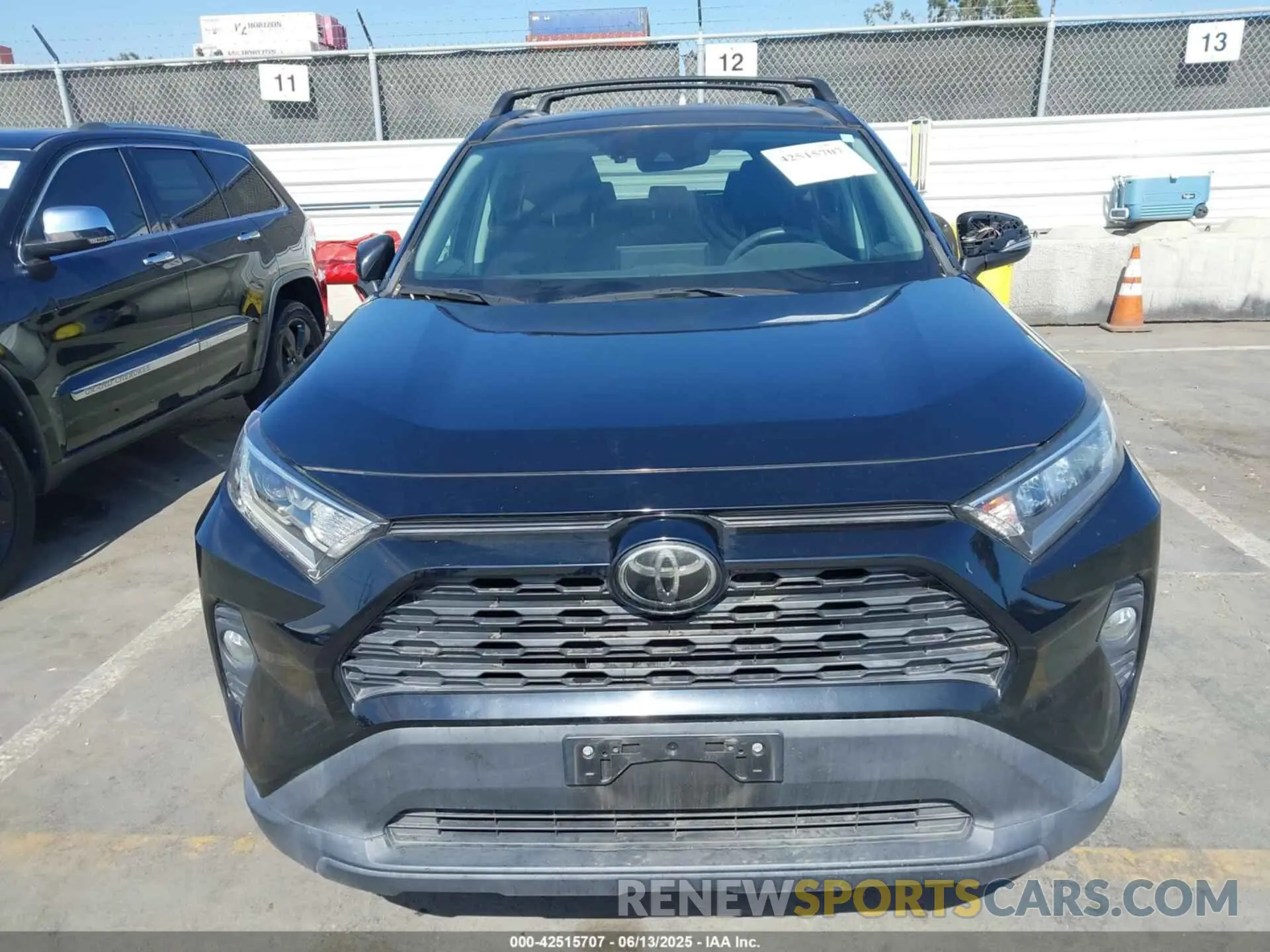 12 Photograph of a damaged car 2T3W1RFV8LW079304 TOYOTA RAV4 2020