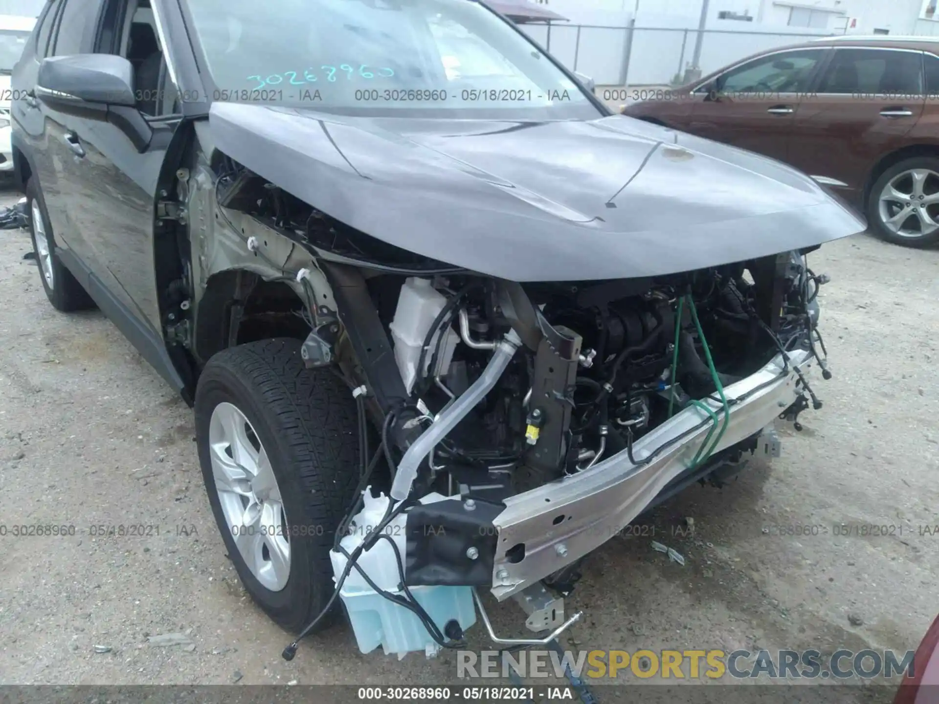 6 Photograph of a damaged car 2T3W1RFV8LW103214 TOYOTA RAV4 2020