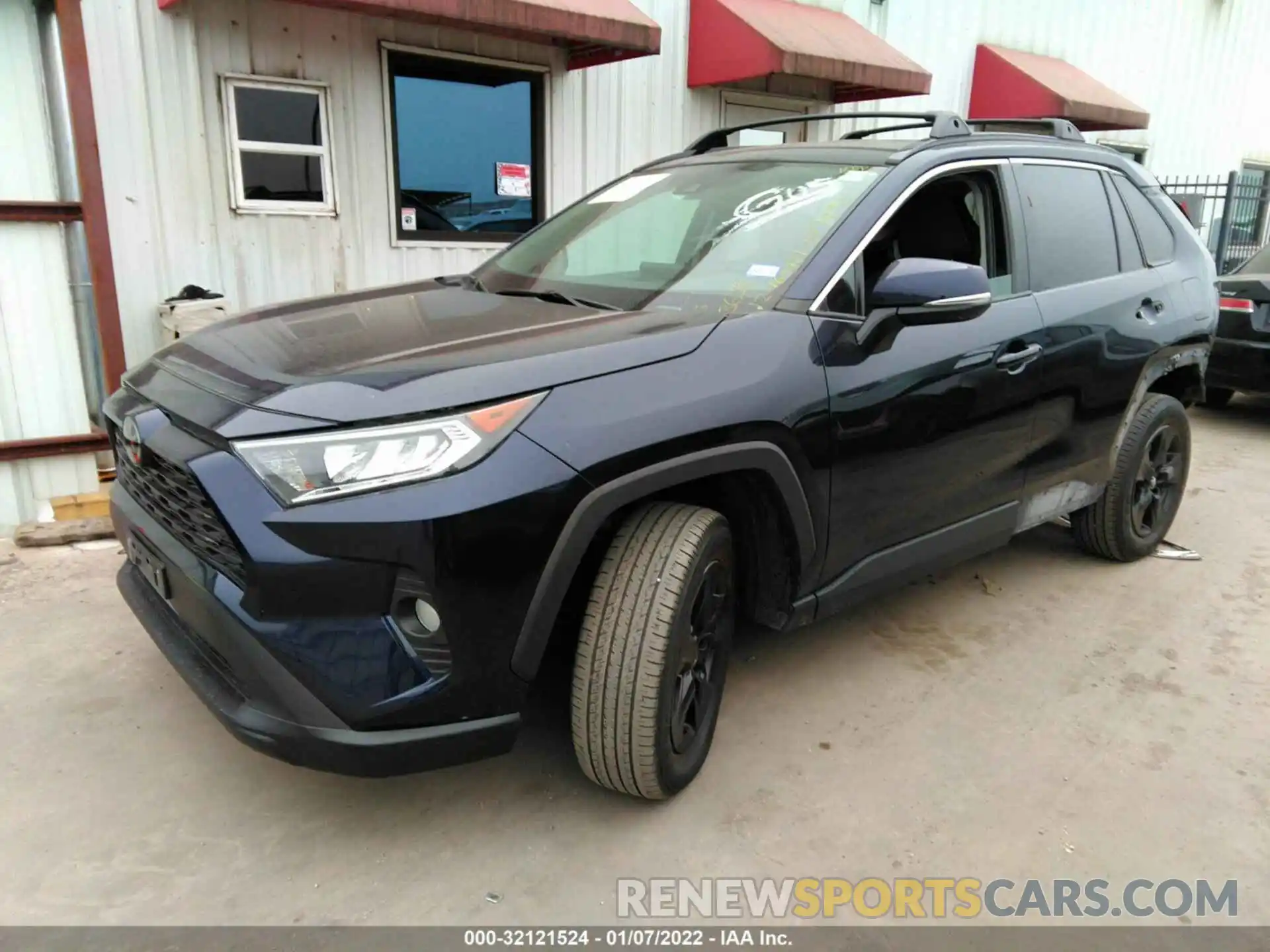 2 Photograph of a damaged car 2T3W1RFV9LC033658 TOYOTA RAV4 2020