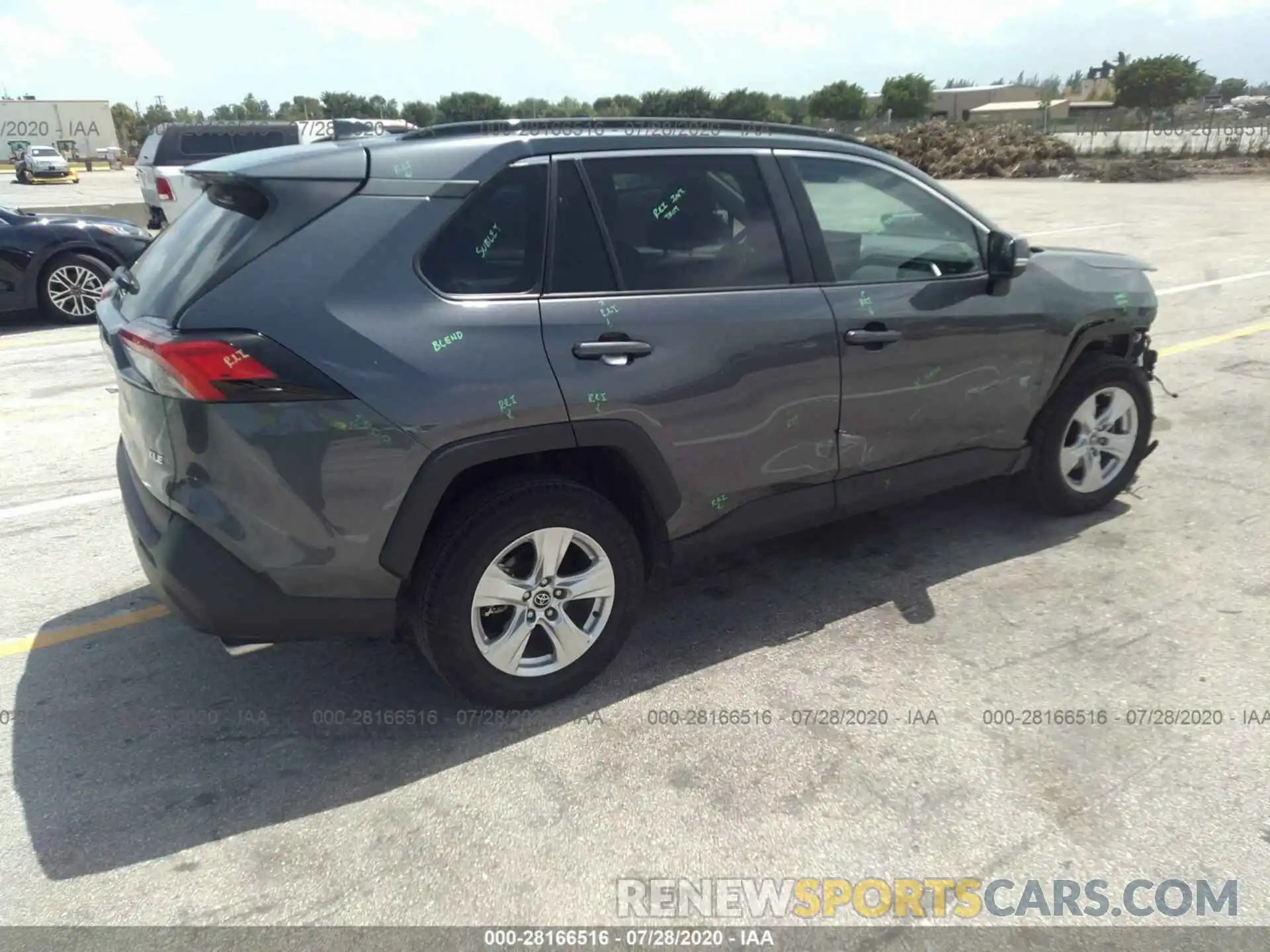 4 Photograph of a damaged car 2T3W1RFV9LC041548 TOYOTA RAV4 2020