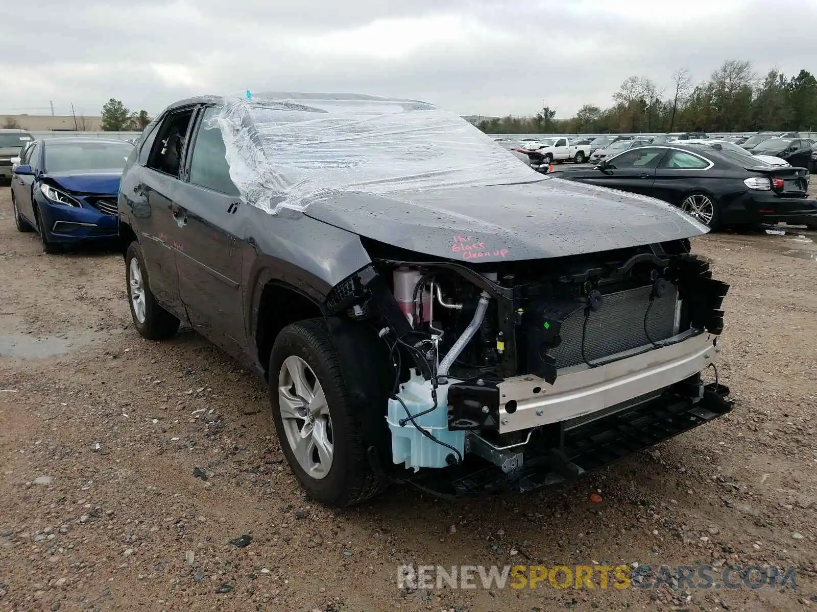 1 Photograph of a damaged car 2T3W1RFV9LC041887 TOYOTA RAV4 2020