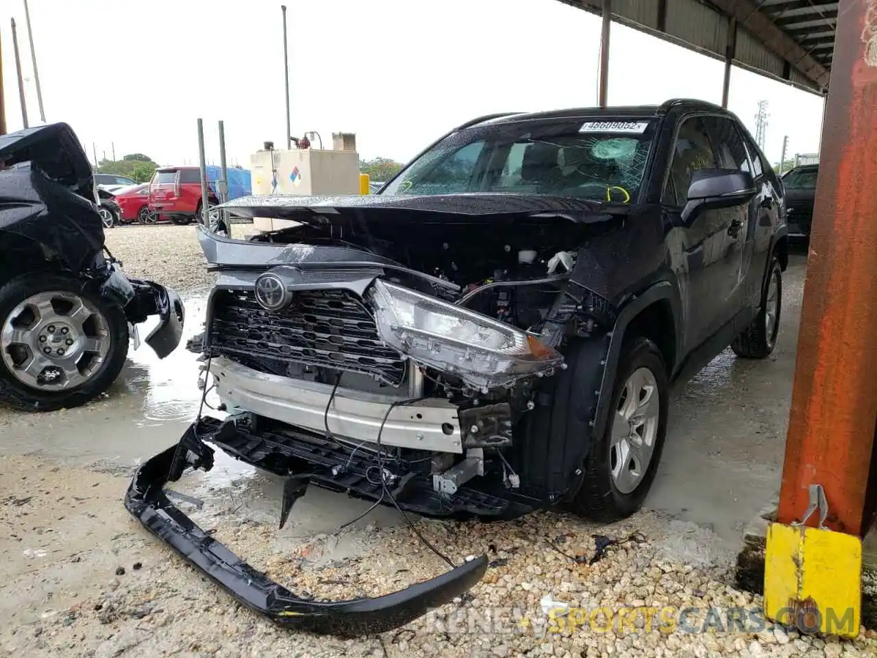 2 Photograph of a damaged car 2T3W1RFV9LC071214 TOYOTA RAV4 2020