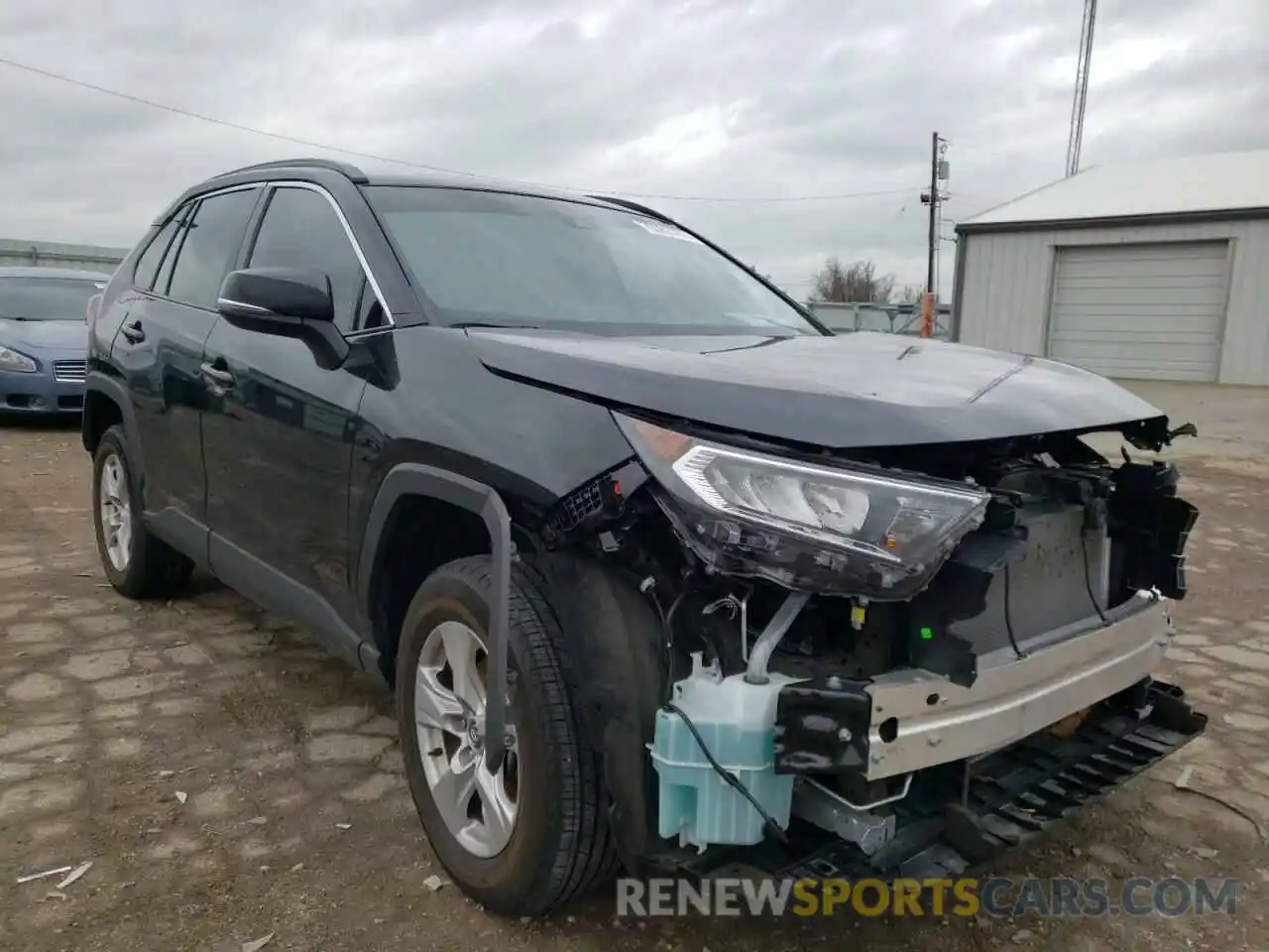 1 Photograph of a damaged car 2T3W1RFV9LC072122 TOYOTA RAV4 2020