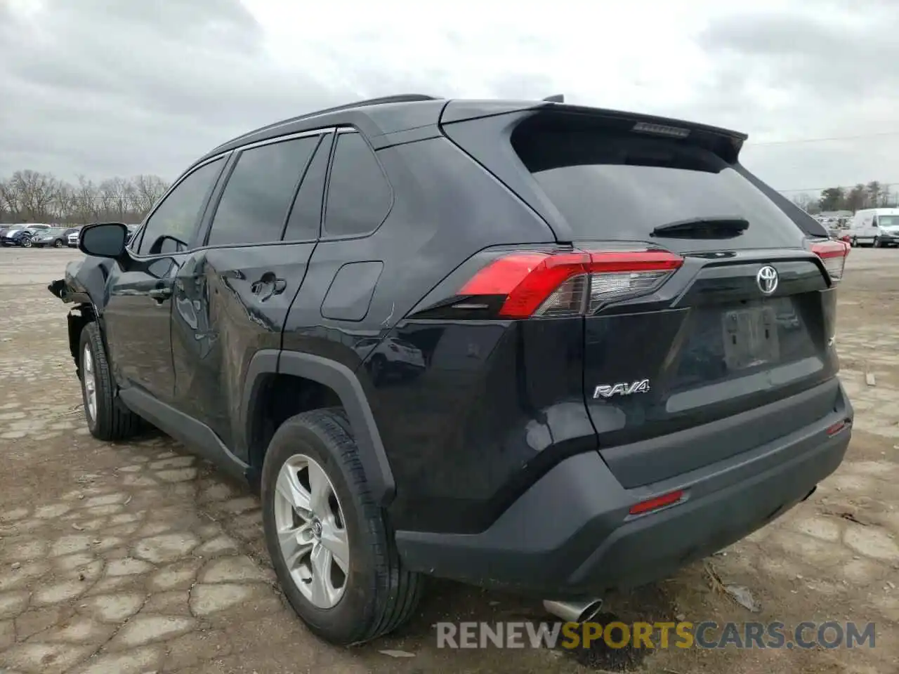 3 Photograph of a damaged car 2T3W1RFV9LC072122 TOYOTA RAV4 2020