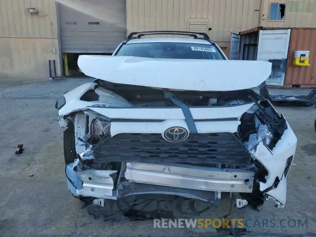 5 Photograph of a damaged car 2T3W1RFV9LC084416 TOYOTA RAV4 2020