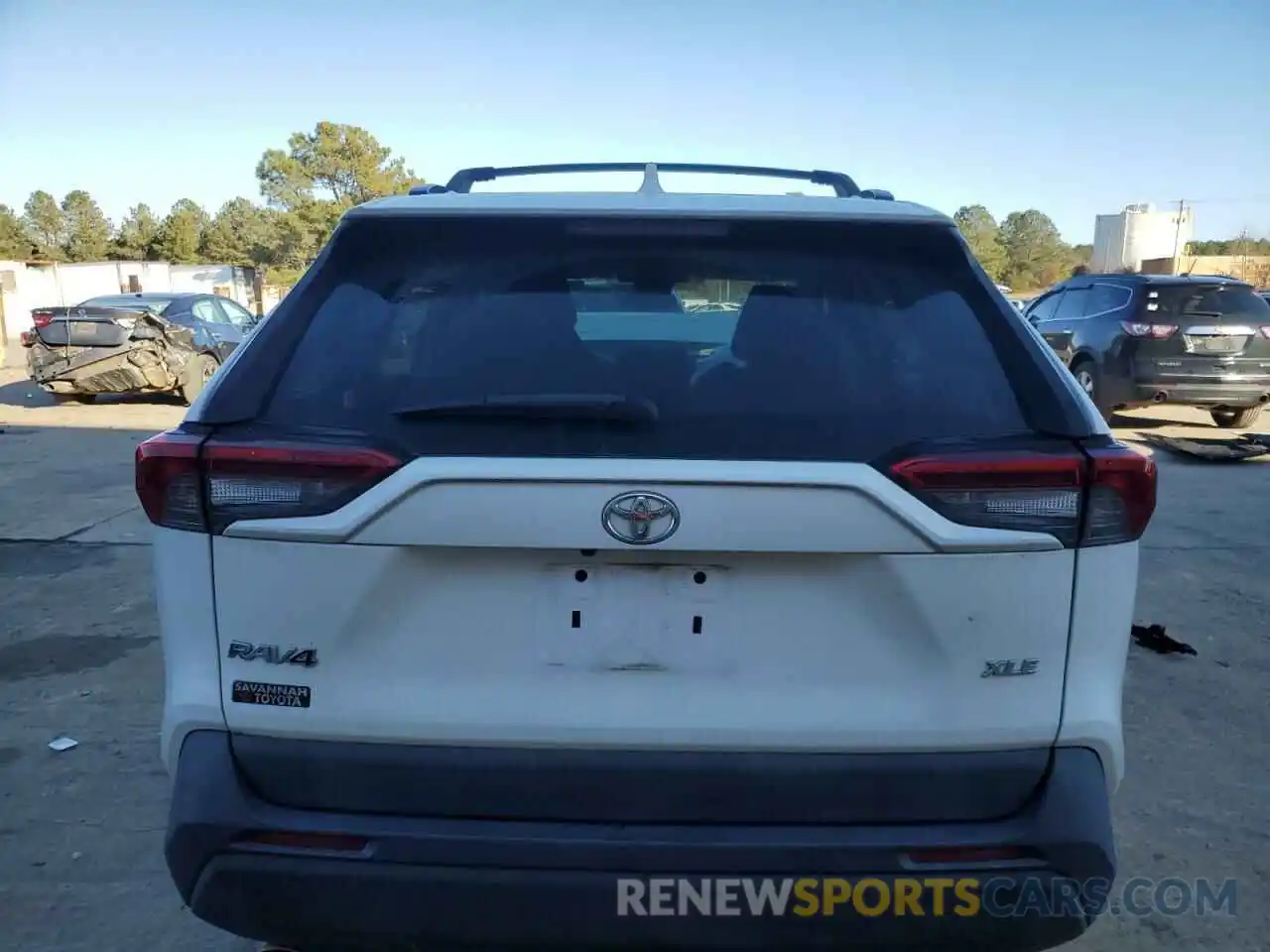 6 Photograph of a damaged car 2T3W1RFV9LC084416 TOYOTA RAV4 2020