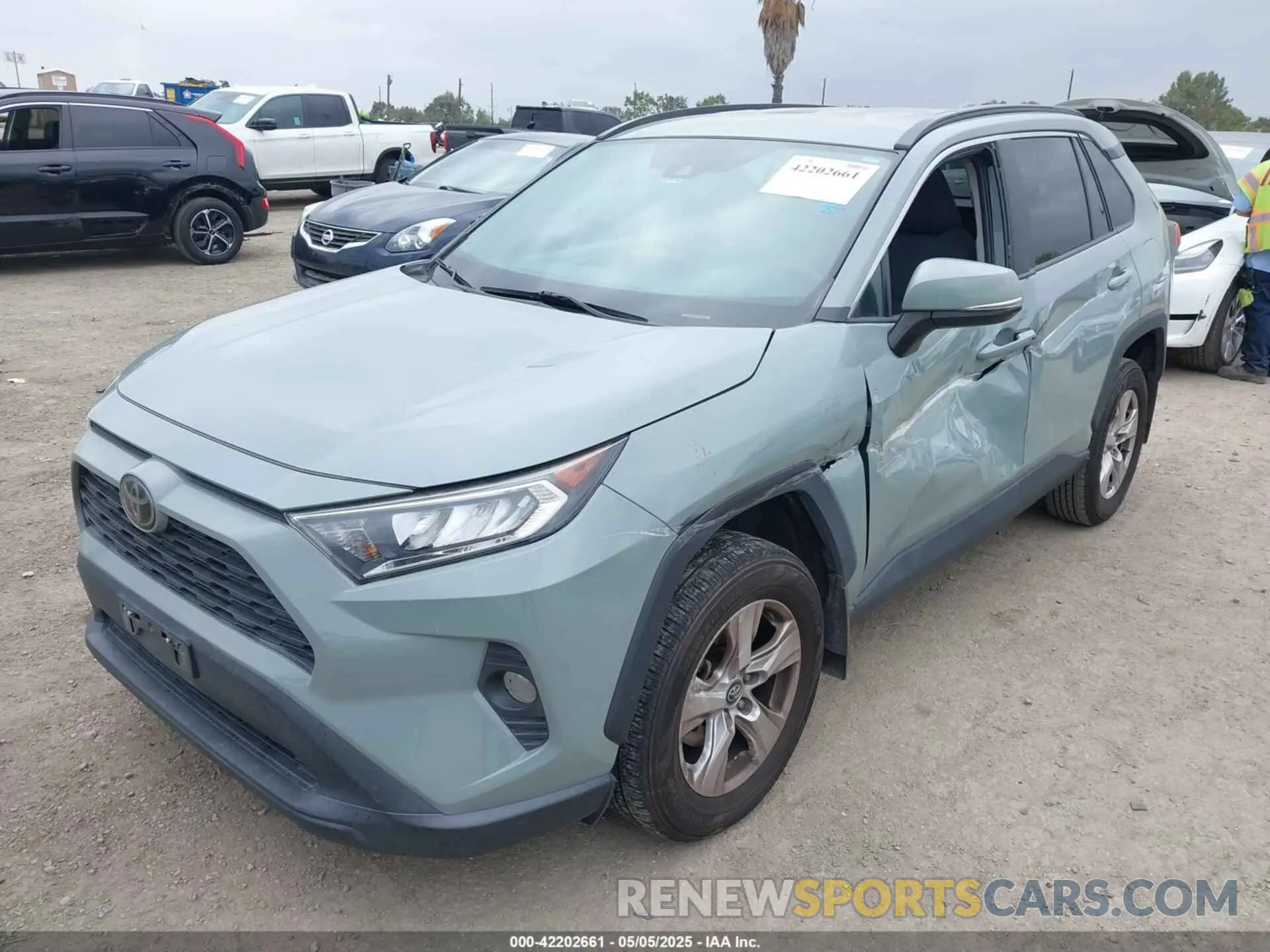 2 Photograph of a damaged car 2T3W1RFV9LW067906 TOYOTA RAV4 2020