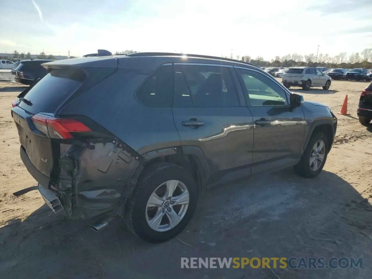 3 Photograph of a damaged car 2T3W1RFV9LW072586 TOYOTA RAV4 2020