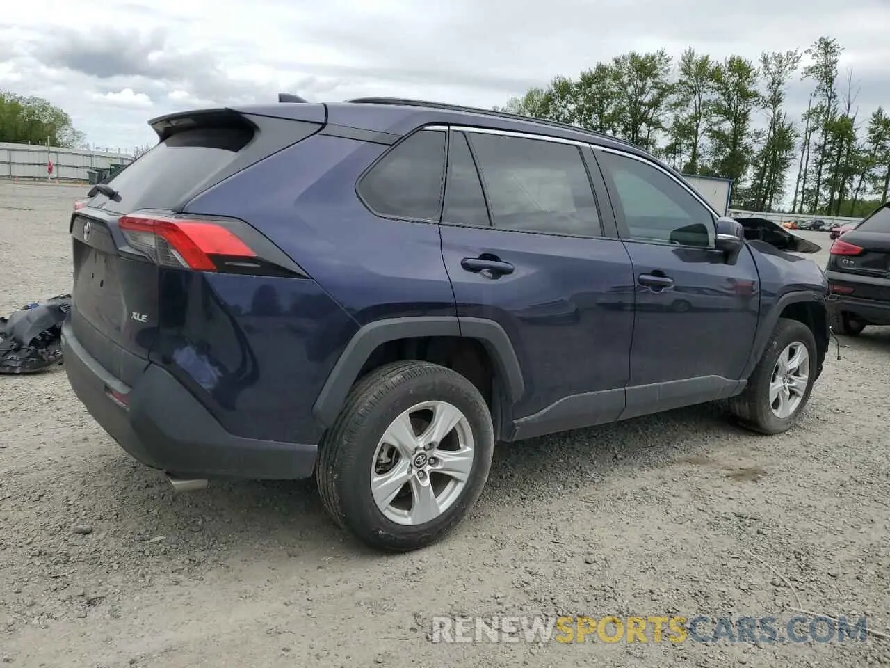 3 Photograph of a damaged car 2T3W1RFV9LW075603 TOYOTA RAV4 2020