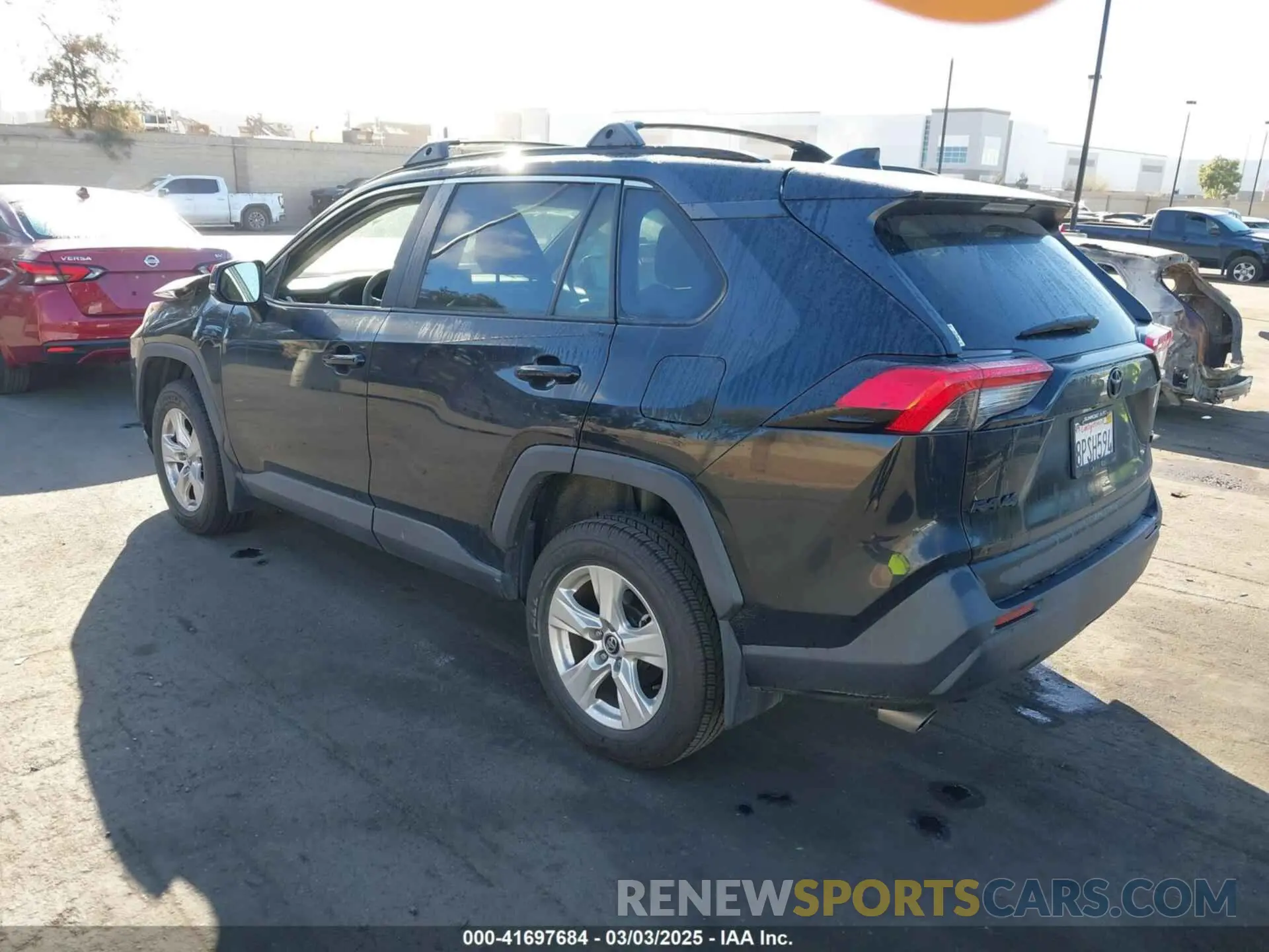 3 Photograph of a damaged car 2T3W1RFV9LW076105 TOYOTA RAV4 2020