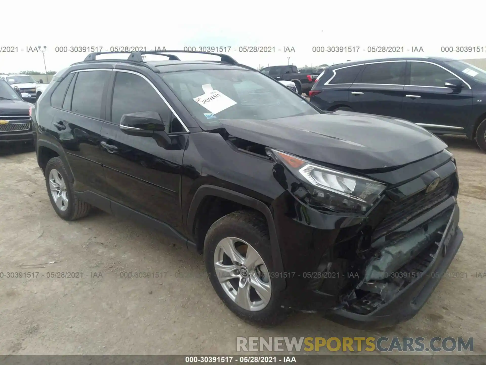 1 Photograph of a damaged car 2T3W1RFV9LW079277 TOYOTA RAV4 2020