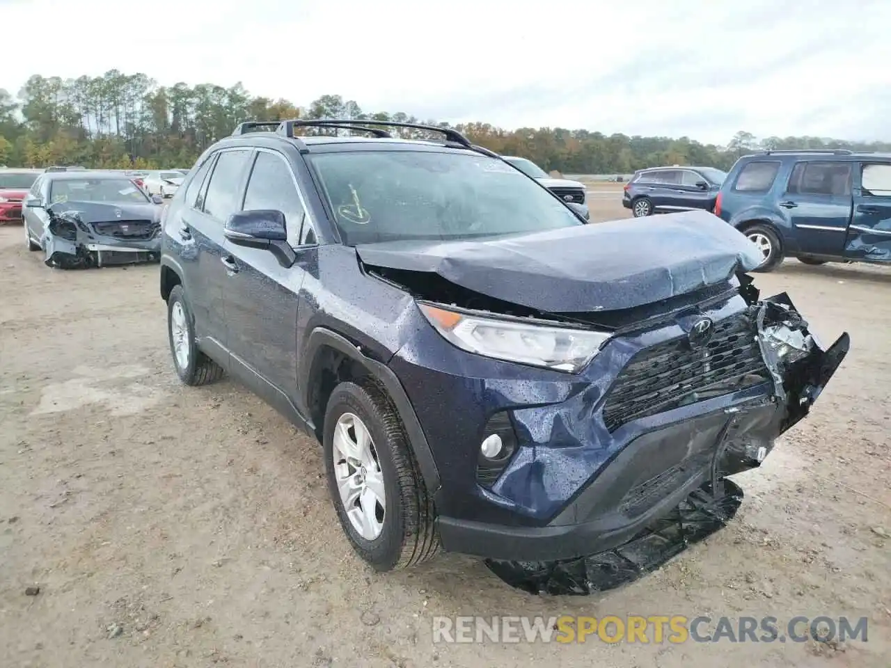 1 Photograph of a damaged car 2T3W1RFV9LW084429 TOYOTA RAV4 2020