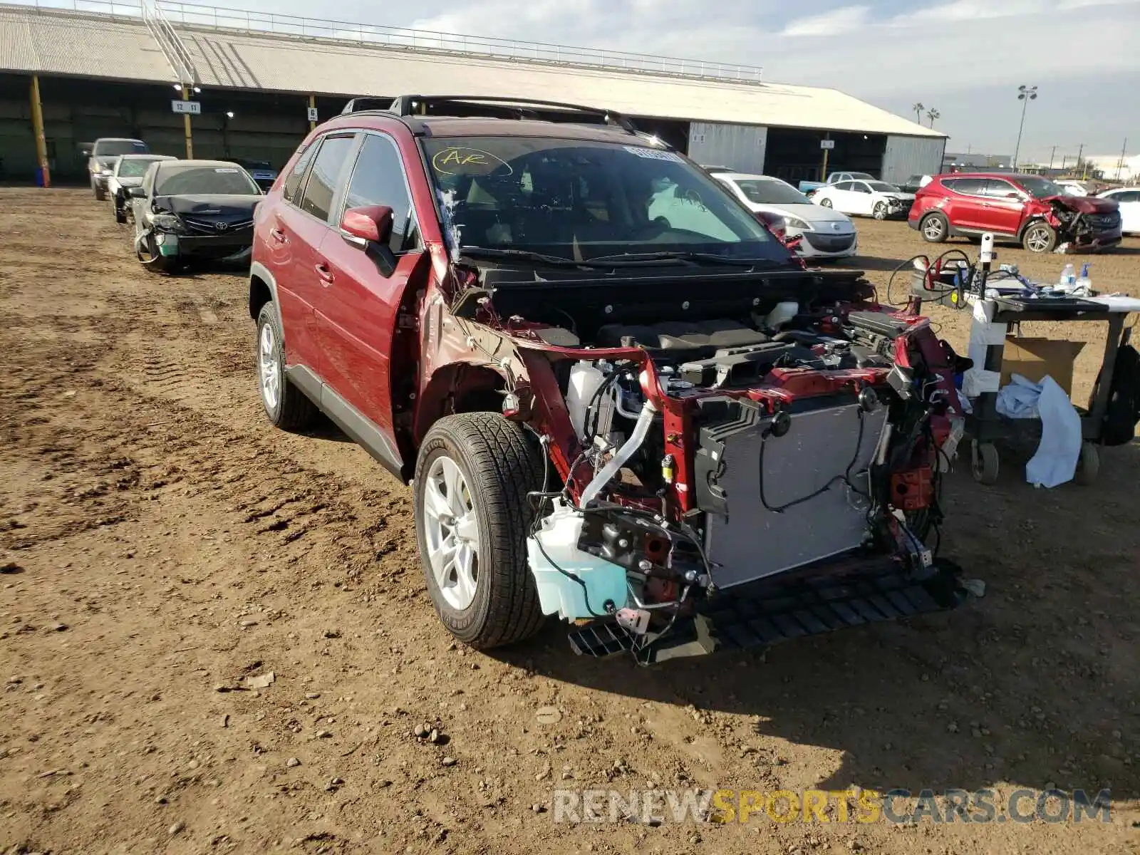 1 Photograph of a damaged car 2T3W1RFV9LW090005 TOYOTA RAV4 2020