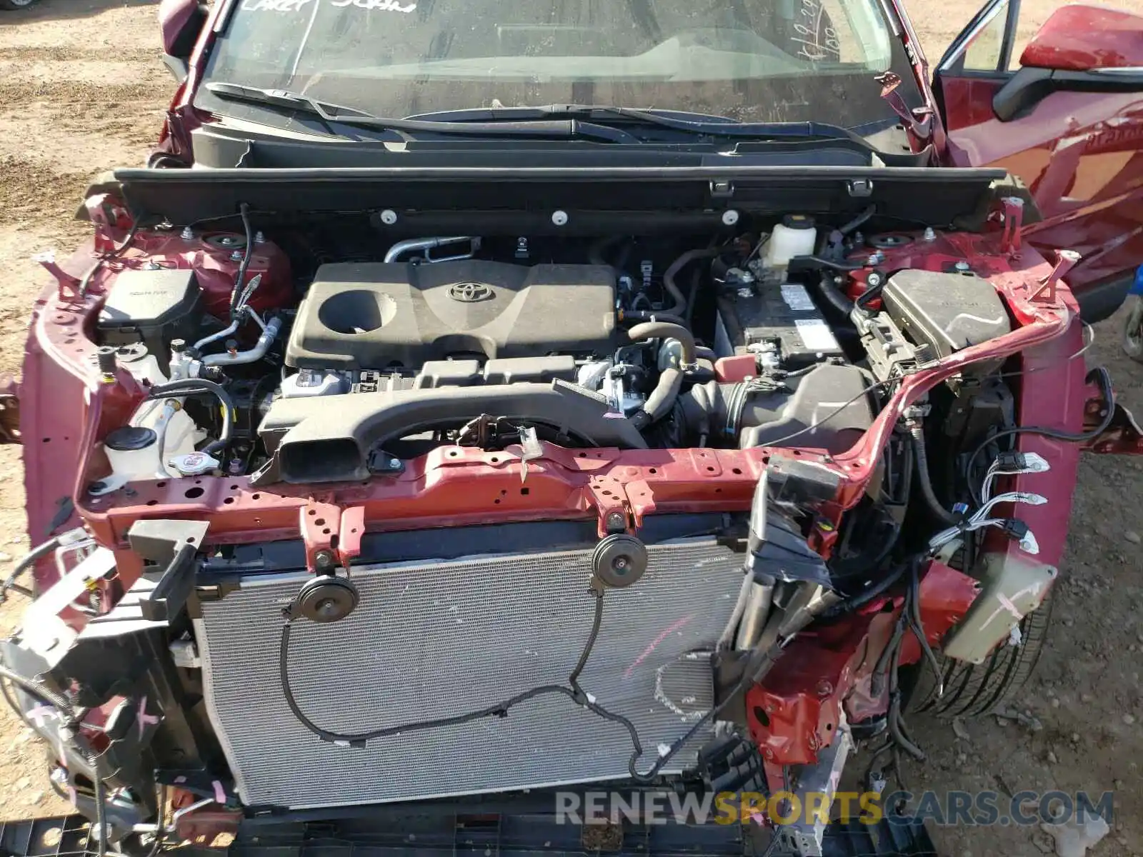 7 Photograph of a damaged car 2T3W1RFV9LW090005 TOYOTA RAV4 2020