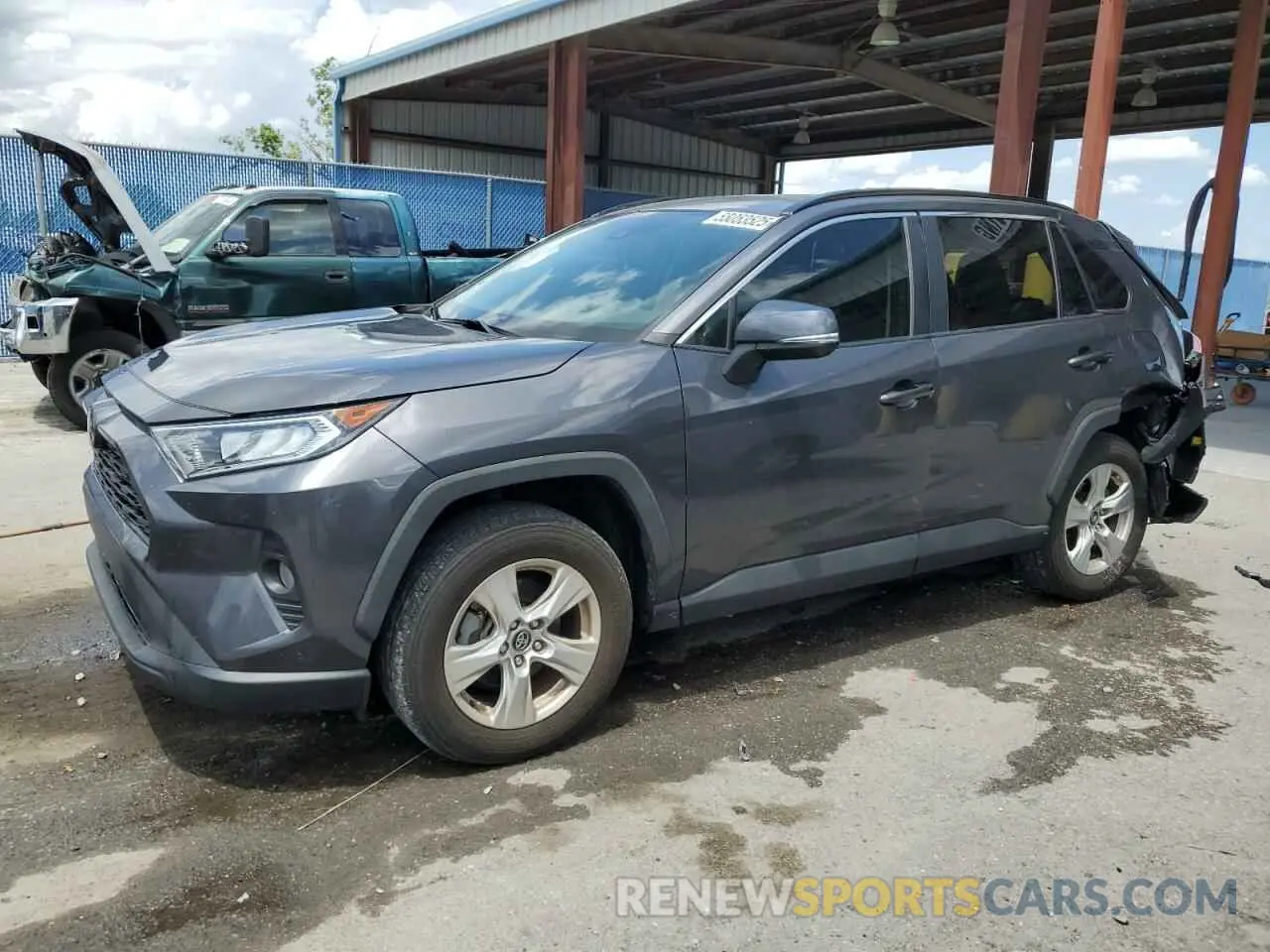 1 Photograph of a damaged car 2T3W1RFV9LW090456 TOYOTA RAV4 2020