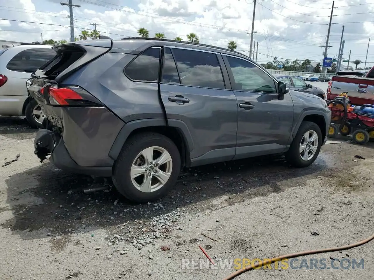 3 Photograph of a damaged car 2T3W1RFV9LW090456 TOYOTA RAV4 2020