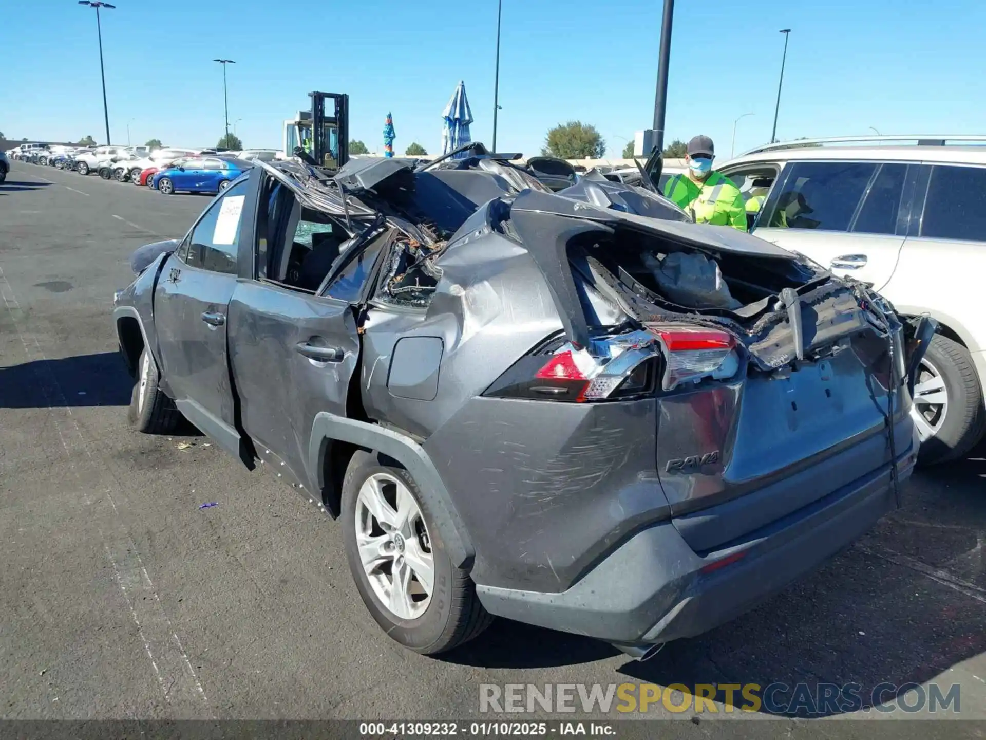 3 Photograph of a damaged car 2T3W1RFV9LW102721 TOYOTA RAV4 2020