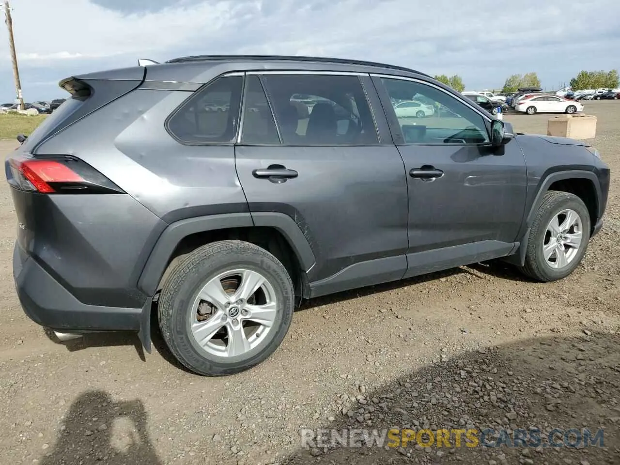 3 Photograph of a damaged car 2T3W1RFVXLC038643 TOYOTA RAV4 2020