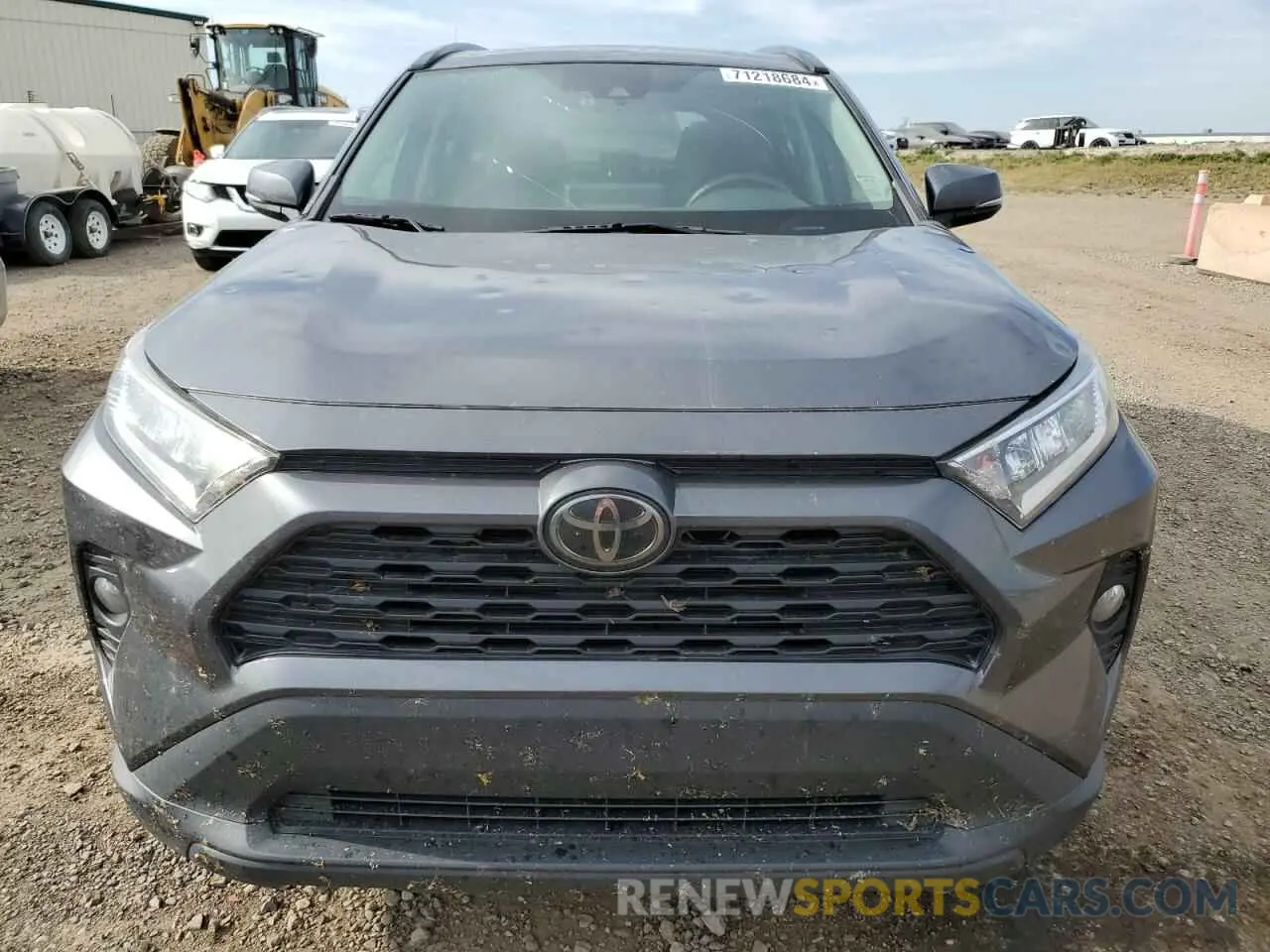 5 Photograph of a damaged car 2T3W1RFVXLC038643 TOYOTA RAV4 2020