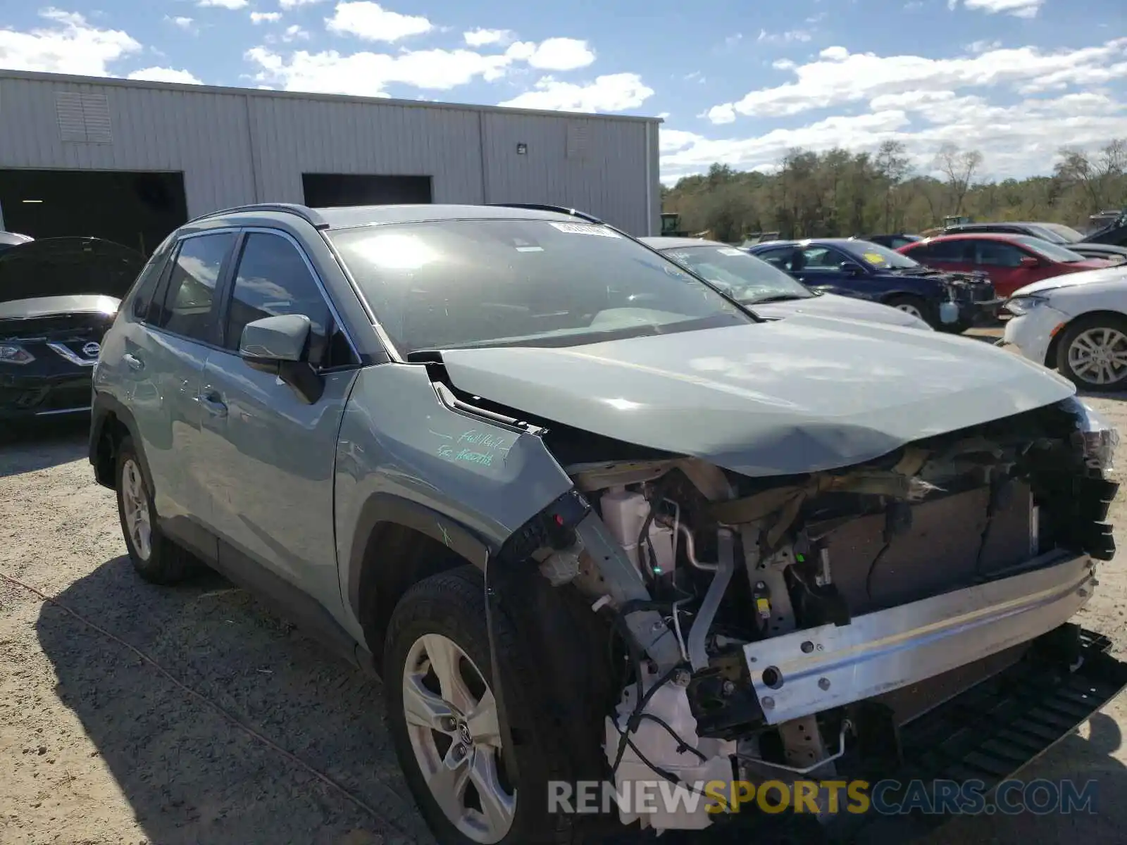 1 Photograph of a damaged car 2T3W1RFVXLC039906 TOYOTA RAV4 2020