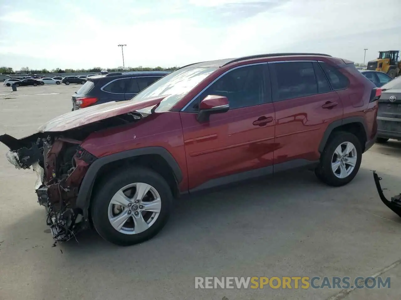 1 Photograph of a damaged car 2T3W1RFVXLC042403 TOYOTA RAV4 2020