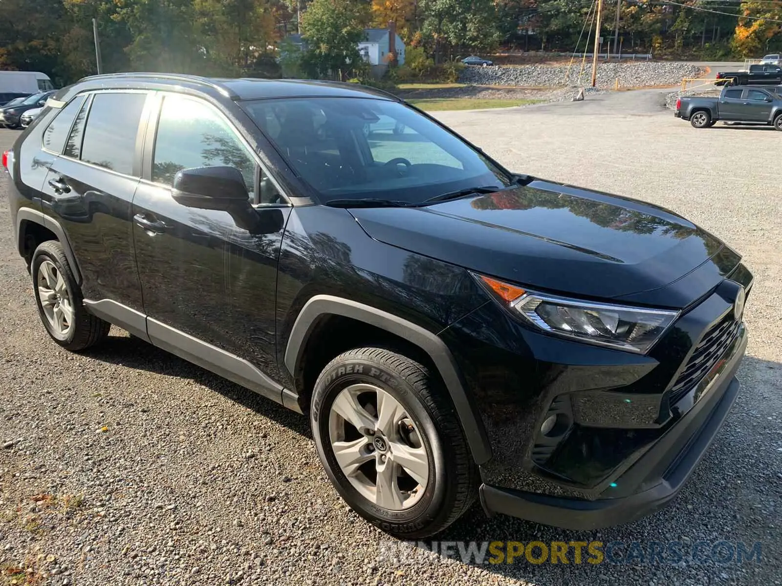 1 Photograph of a damaged car 2T3W1RFVXLC045902 TOYOTA RAV4 2020