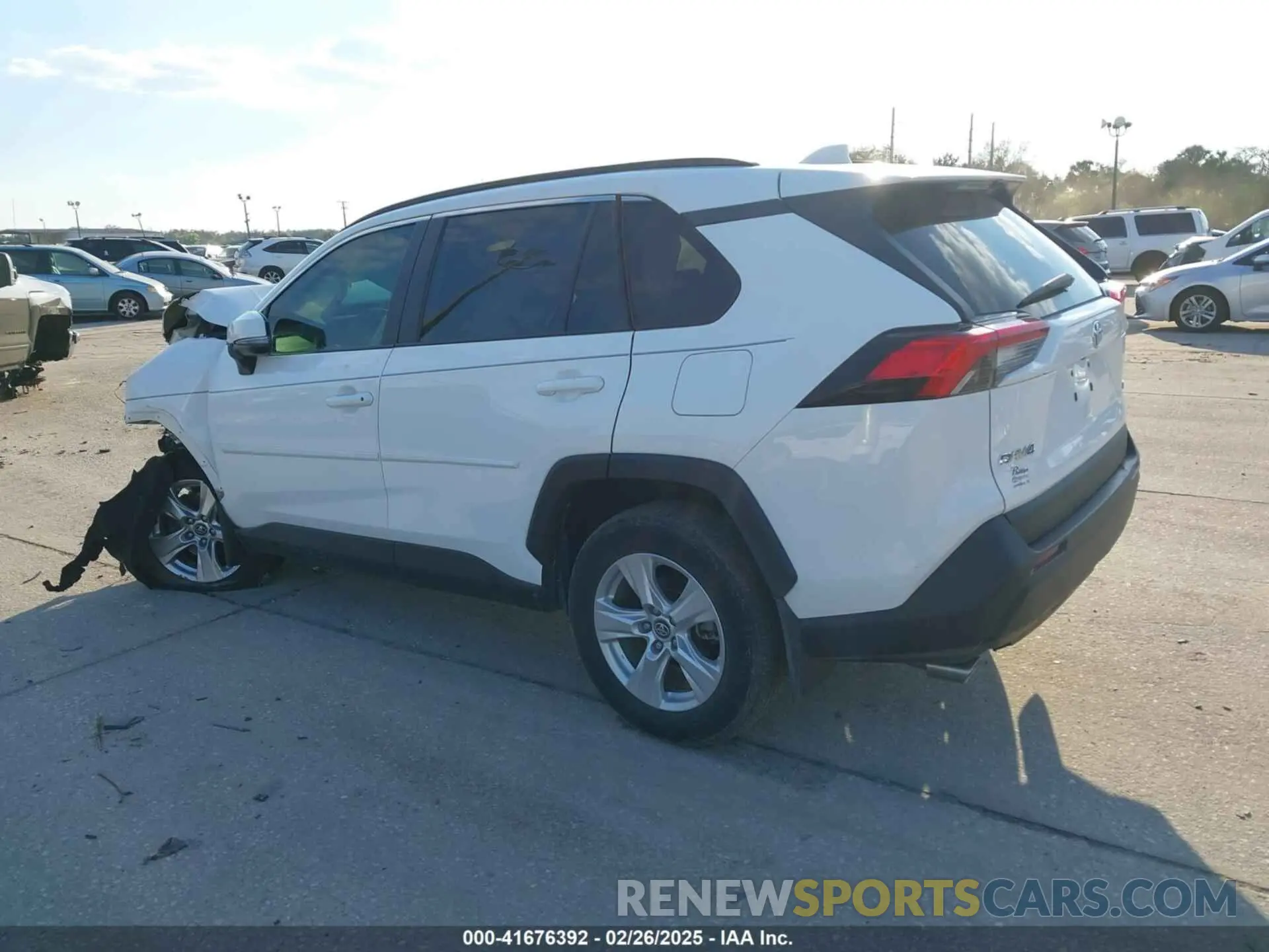 13 Photograph of a damaged car 2T3W1RFVXLC050470 TOYOTA RAV4 2020