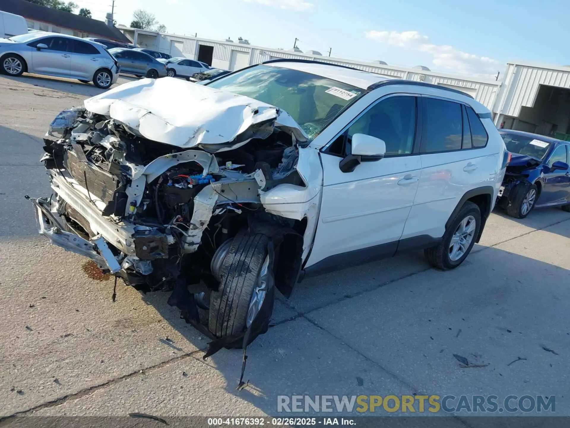 2 Photograph of a damaged car 2T3W1RFVXLC050470 TOYOTA RAV4 2020