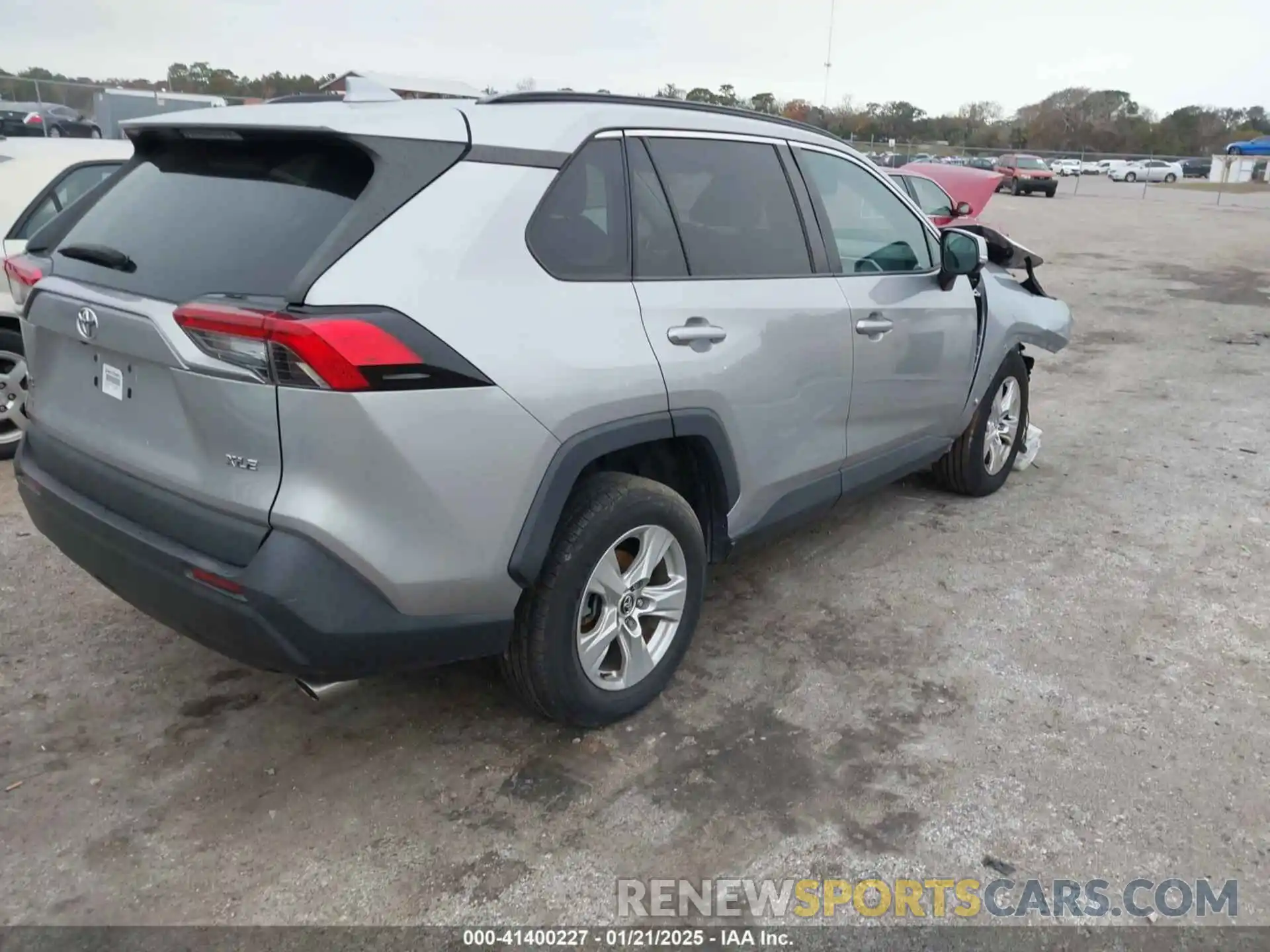 4 Photograph of a damaged car 2T3W1RFVXLC053224 TOYOTA RAV4 2020